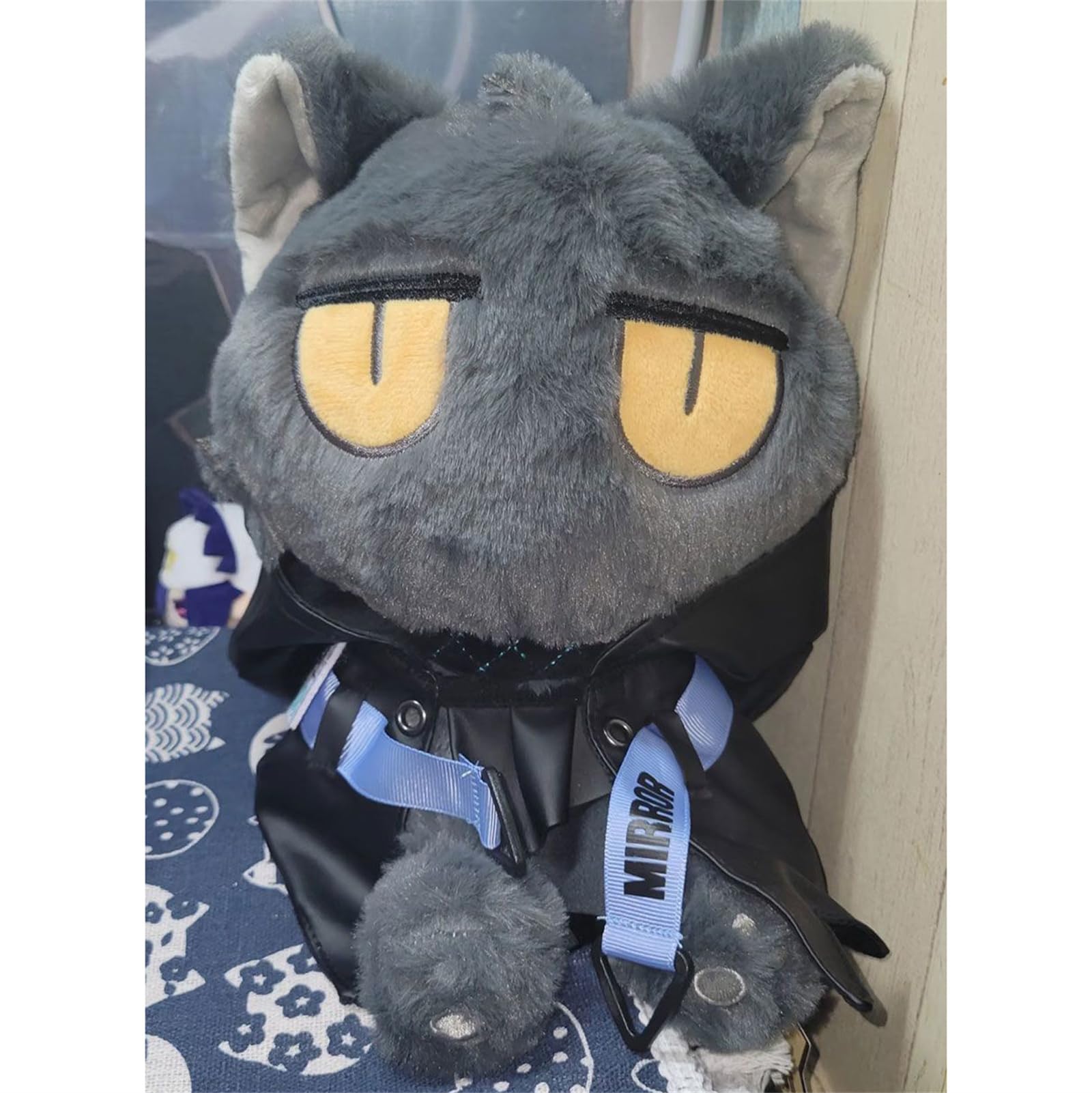Amazon.co.jp: アークナイツ ファントム ぬいぐるみ 猫山山 人形 20cm
