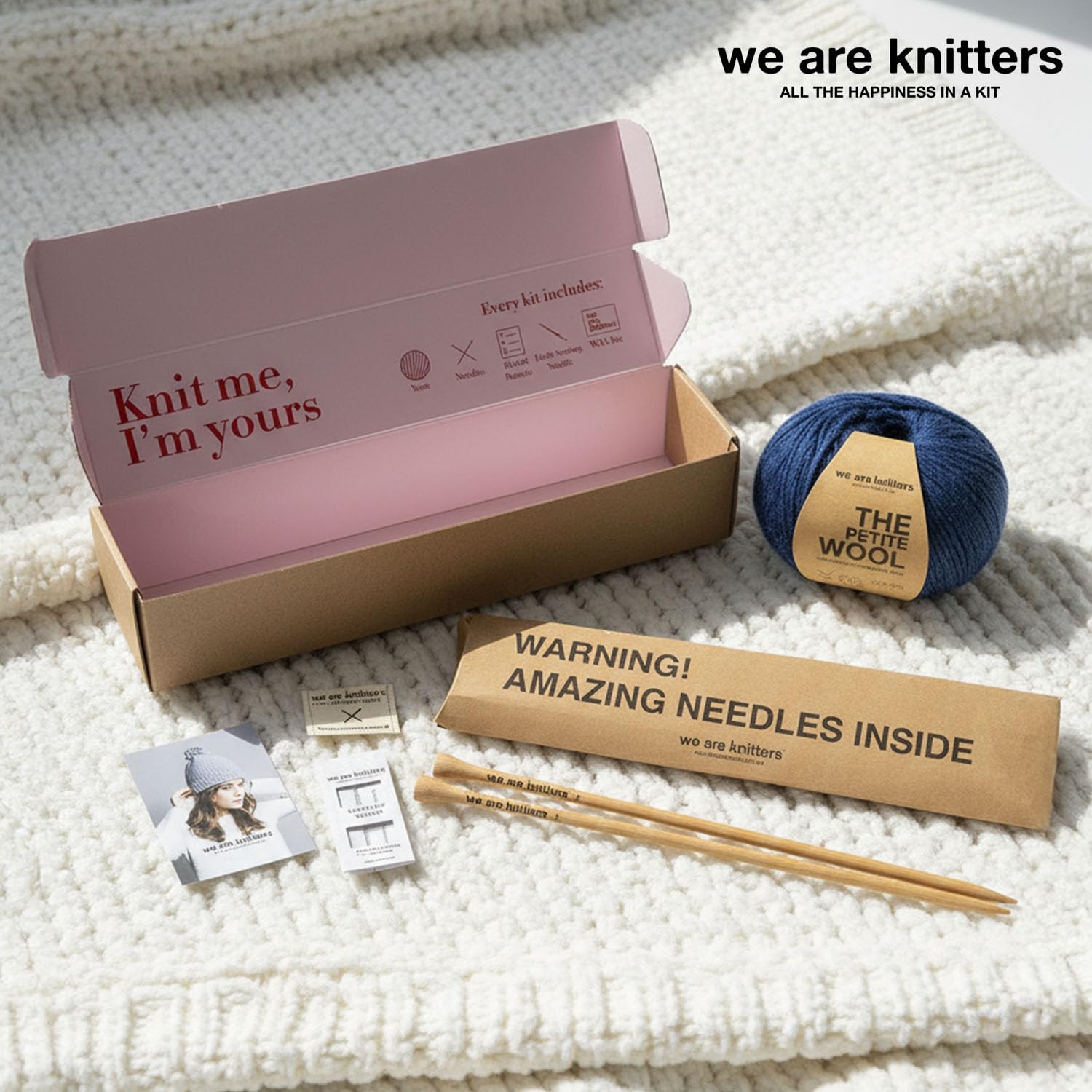 We Are Knitters Tremblant Beanie Strickset für Anfänger – Kompletter DIY Mütze-Strickkit mit Wolle, Nadeln & Anleitung – Handarbeits-Set aus 100% natürlicher Wolle für warme Winter-Mützen
