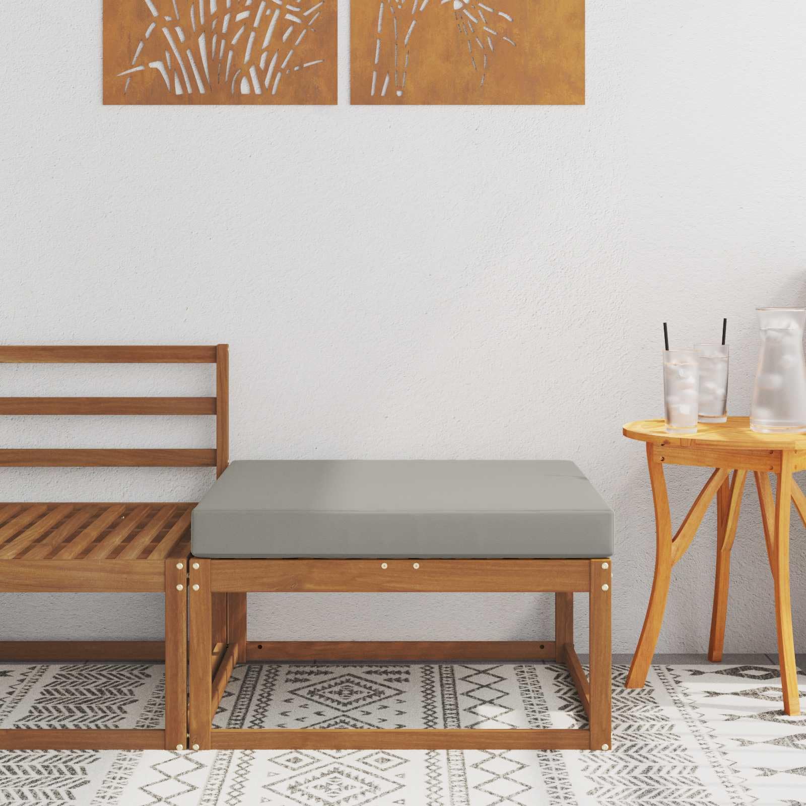 Pouf d'Extérieur en Bois d'Acacia Massif Naturel avec Coussin Gris, Tabouret de Jardin Moderne Résistant aux Intempéries pour Terrasse, Balcon ou Salon d'été, Design à Lattes et Facile à Nettoyer