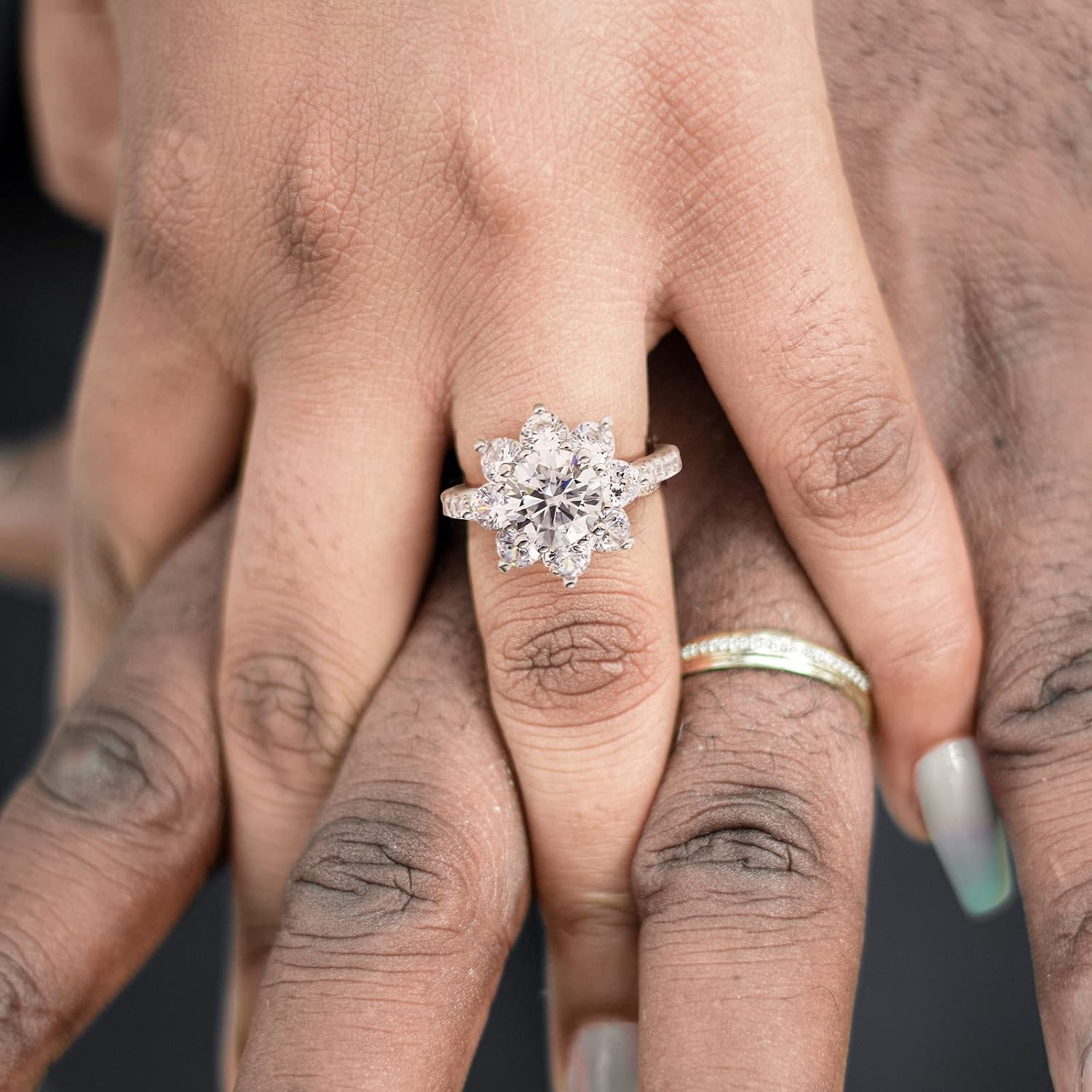 ABSOLUTE 2 Carat Moissanite Rings for Womens Engagement Rings Gift For Her 925 Sterling Silver Rings And Anniversary With Certificate Sunflower Mossinate Rings for Women