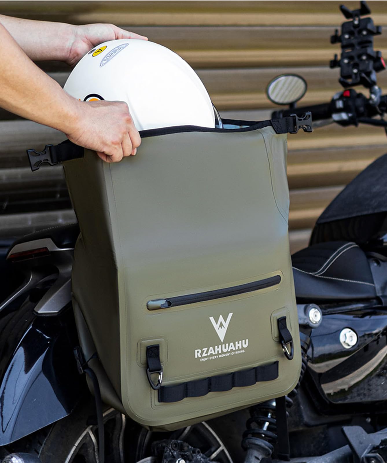 Wodoodporna torba boczna na motocykl 14 l – zwijana torba z PVC | z haczykami i systemem MOLLE, odblaskowa torba siodłowa do sportowego cruisera Adventure