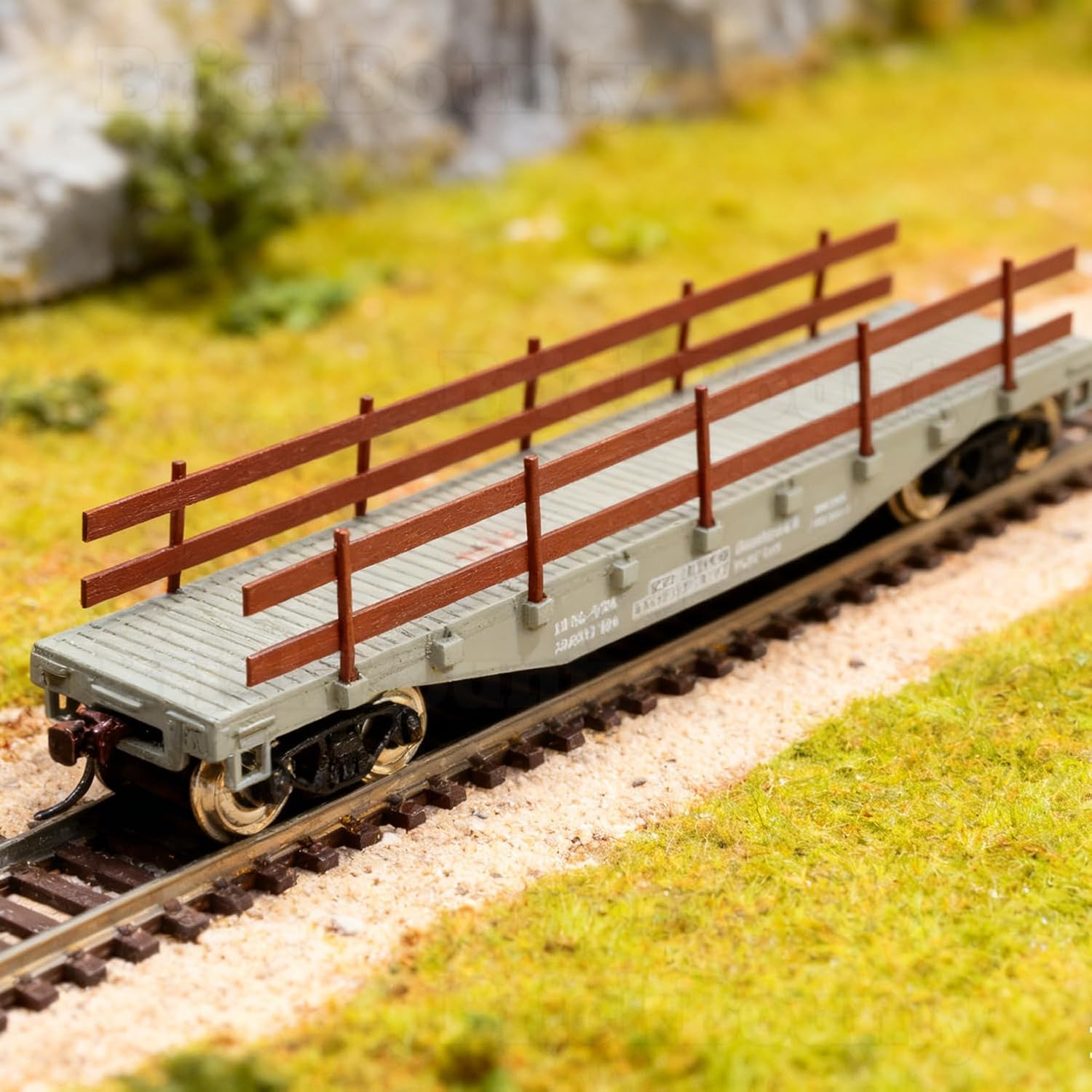 HO Scale Train Carriage, 1:87 Carriage Compatible with All HO Model Railroads, Collection for Miniature Model Train Enthusiasts (98060)