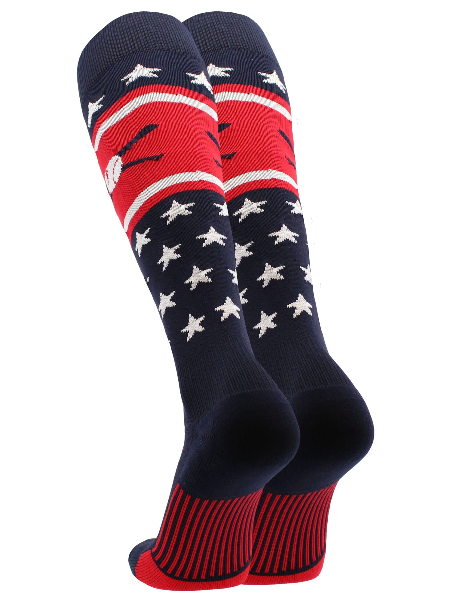 Calcio in Campo Con Striscia E Bandiera Americana Sullo Sfondo Immagine Stock - Immagine di