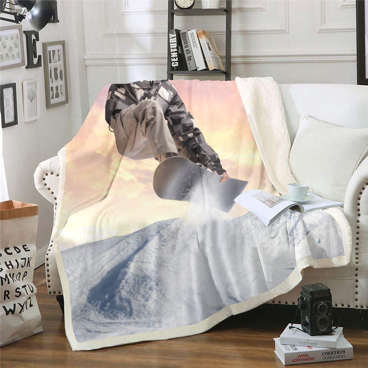 Loussiesd Teens Skiing Fleece Blanket Skateboard Sherpa Throw Blanket for Sofa Bed Extreme Sports Theme Plush Blanket Winter Style Fuzzy Blanket Double 60"x79" — image 1