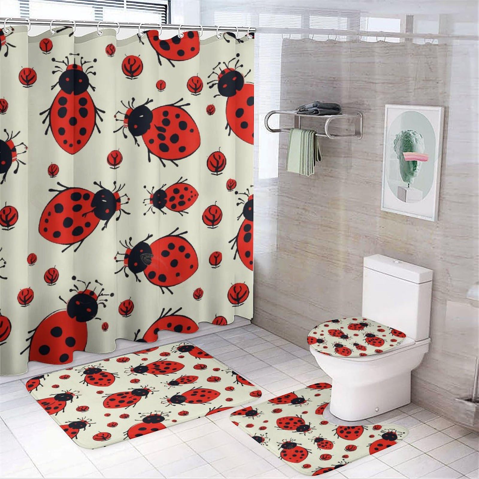 Rideau de douche rouge et tapis assortis pour égayer la salle de bain des enfants