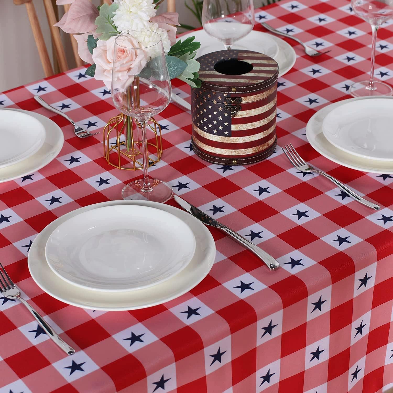 LUSHVIDA American Checkered Rectangle Table Cloth, Polyester Stars Patriotic Plaid Tablecloth, Table Cover Protector for July 4th Independence Day Party Supply Decor, 60 x 102 Inch Chercked Stars 60x102 inch