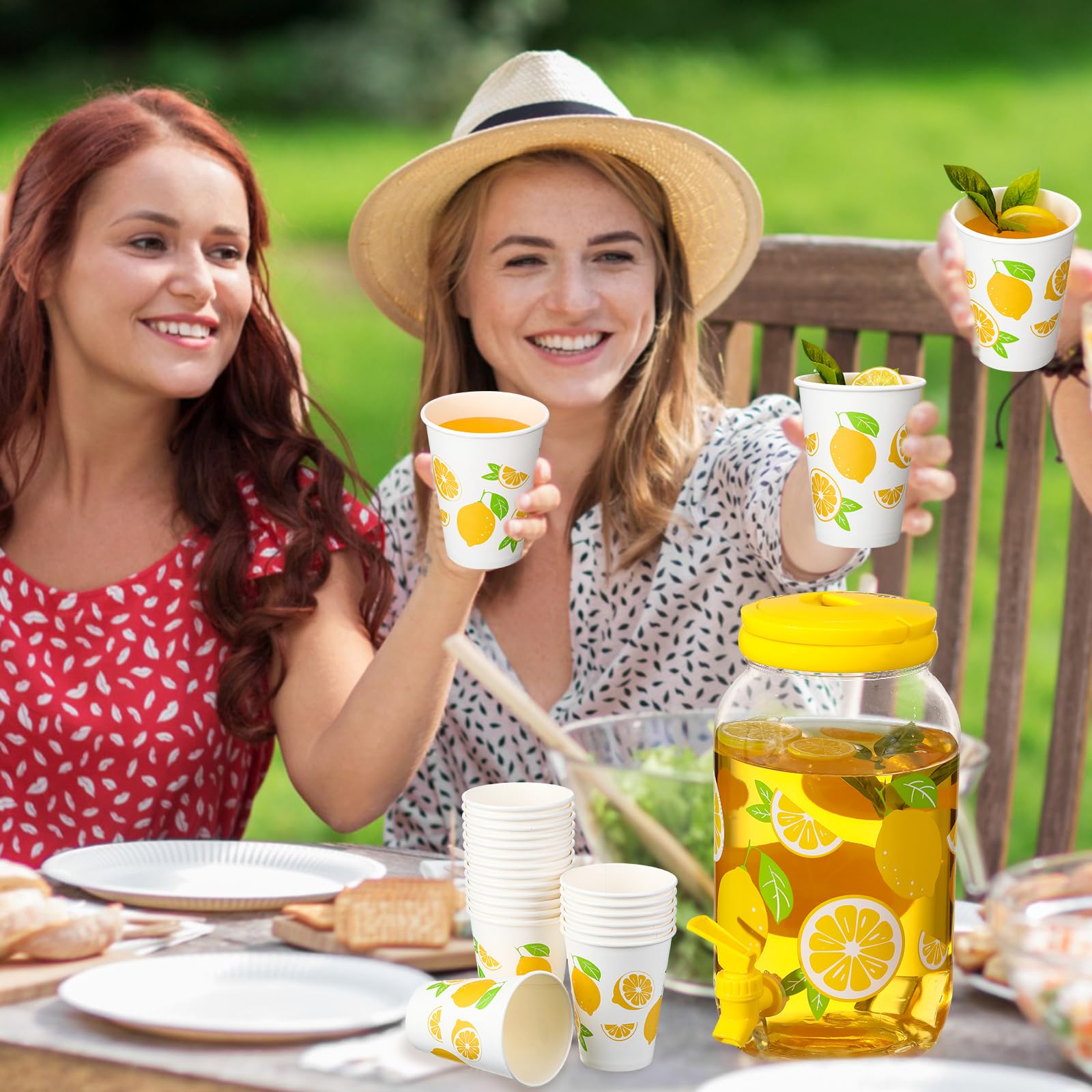 Umigy Dispensador de bebidas de plástico transparente de limón con 20 vasos de papel de limón de 12 onzas, dispensador de bebidas de 1 galón, dispensador de bebidas de plástico con espiga para jugo,