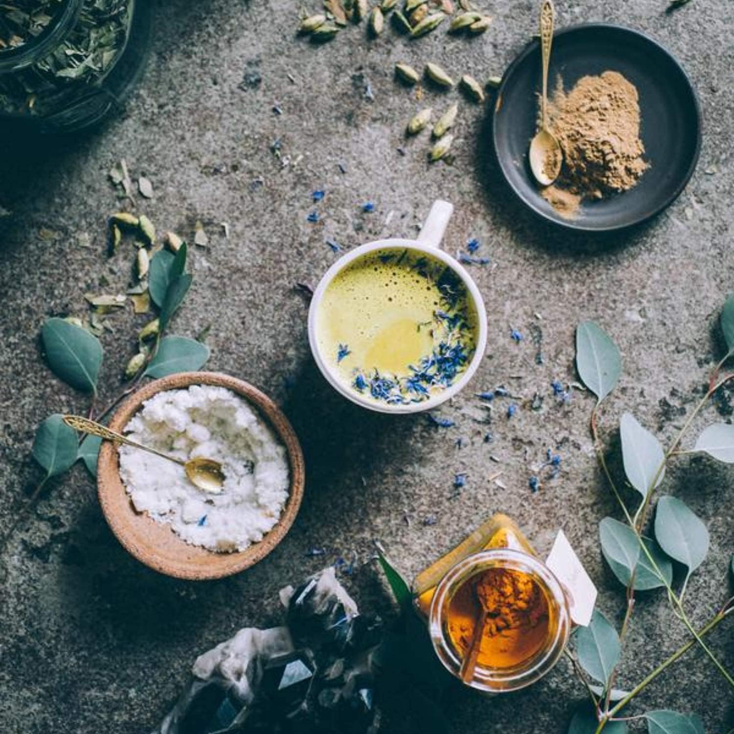 Anima Mundi Apothecary Golden Moon Milk - Relaxing Plant-Based Powder with Organic Spices Turmeric, Ashwagandha, Reishi & Vanilla - Unsweetened Drink Powder - Promote Sense of Calm (5oz / 142g)