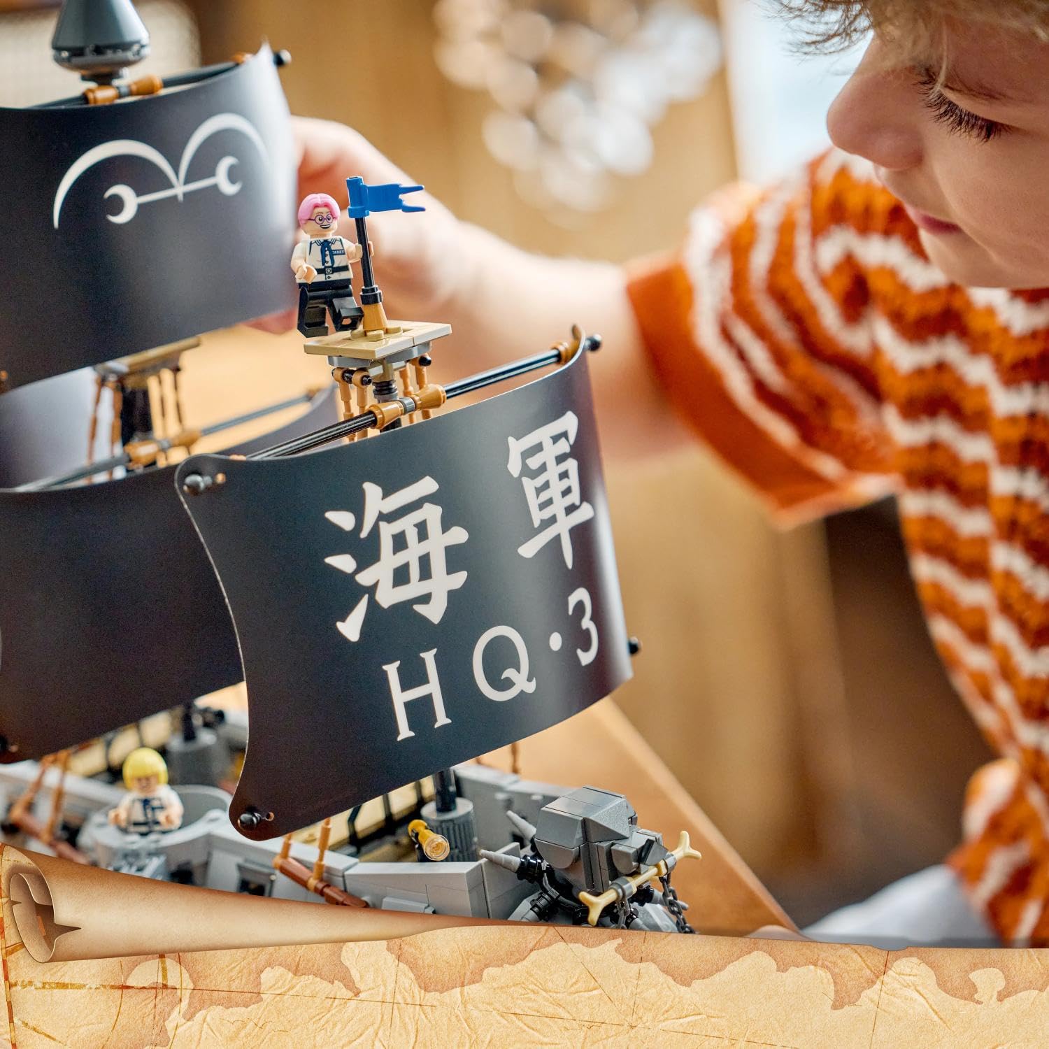 LEGO ONE PIECE Garps Marineschlachtschiff - Boots Modellbau mit 8 Minifiguren inkl. Zoro, Lysop und Nami - Kinderzimmer Deko - Geschenk für Jungen, Mädchen und Fans ab 9 Jahren - 75646