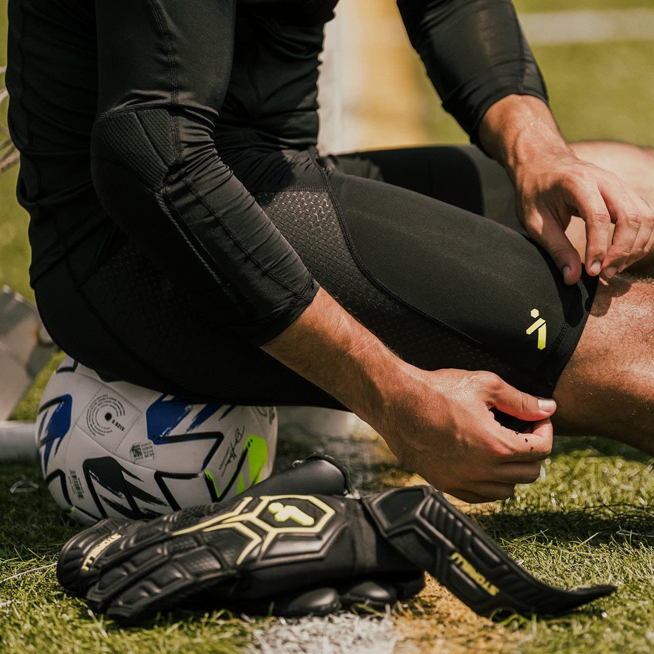 Storelli BodyShield Unisex Turf Burn Sliders | Compression Soccer ...