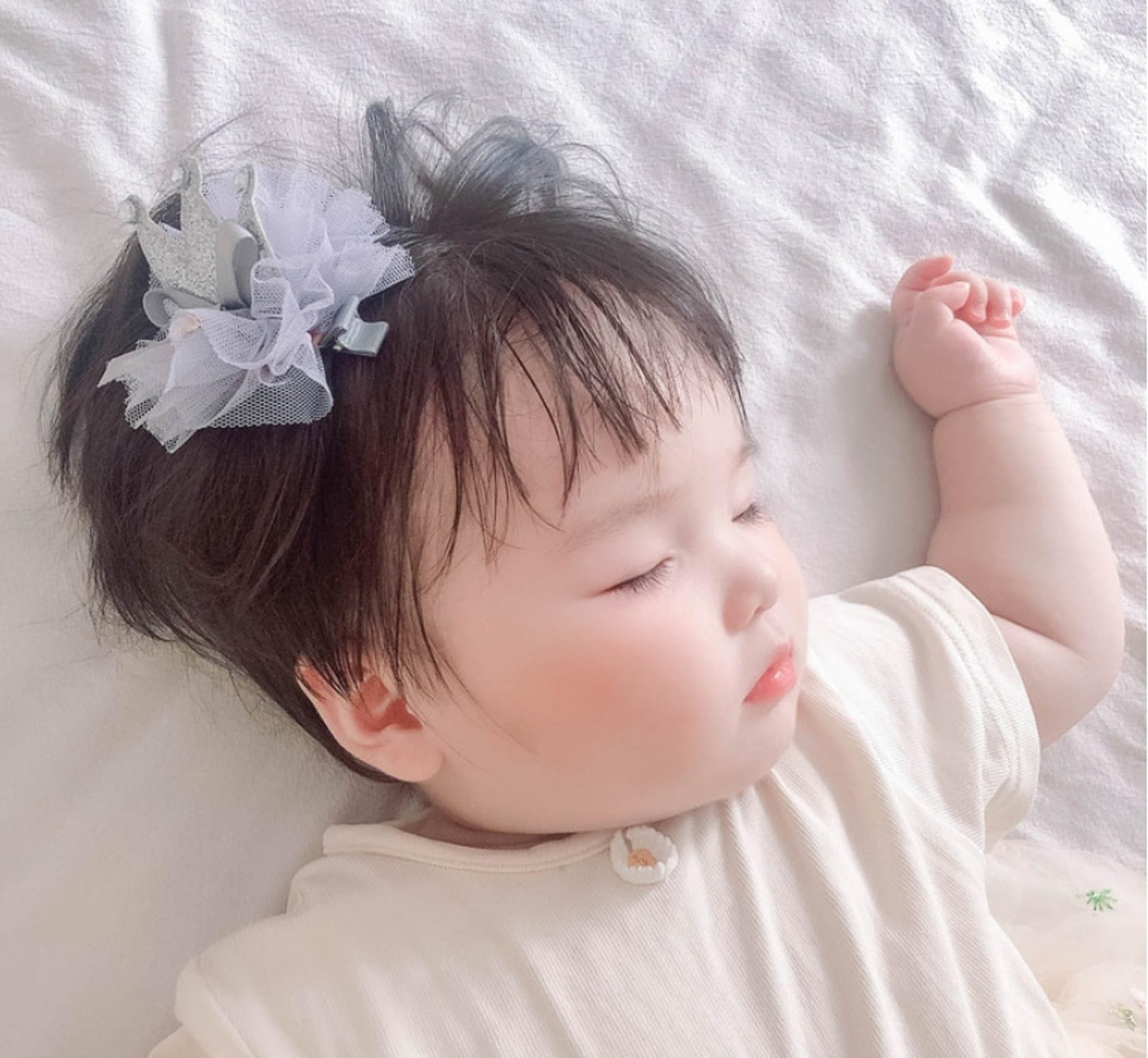 Amazon.co.jp: [アロアーラ] ティアラ クラウン 王冠 髪飾り ヘアー