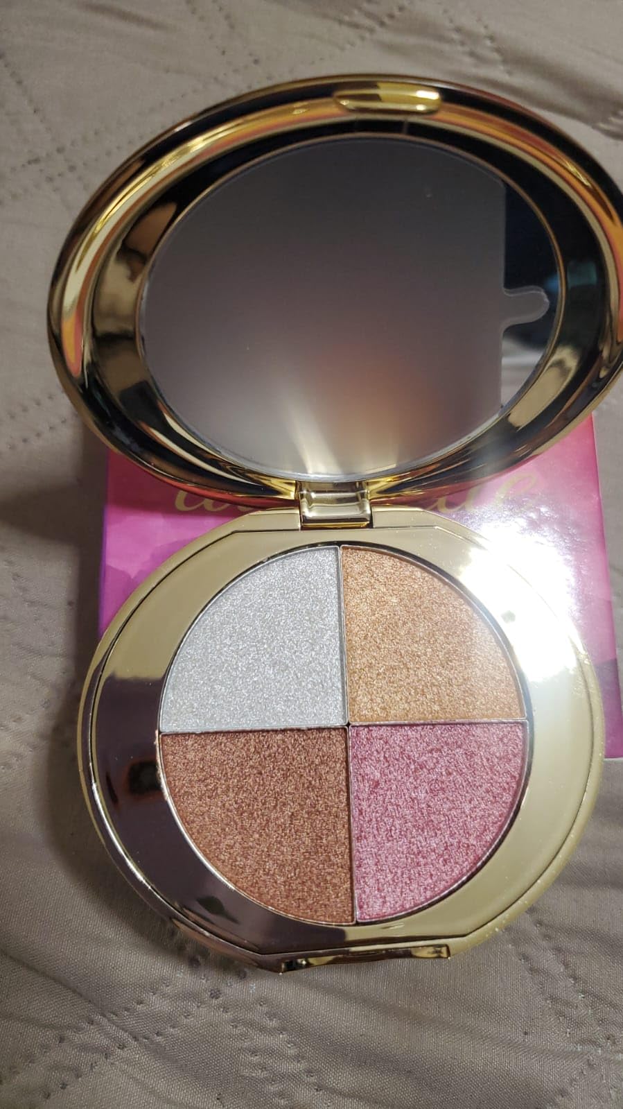 NUNUDA Eyes & Cheeks Makeup Palette - 4-in-1 Eyeshadow, Blush, Highlighter & Bronzer with Smooth Velvet Texture that Blends Easy, Travel-Friendly Full Face Makeup Kit, Perfect Palette
