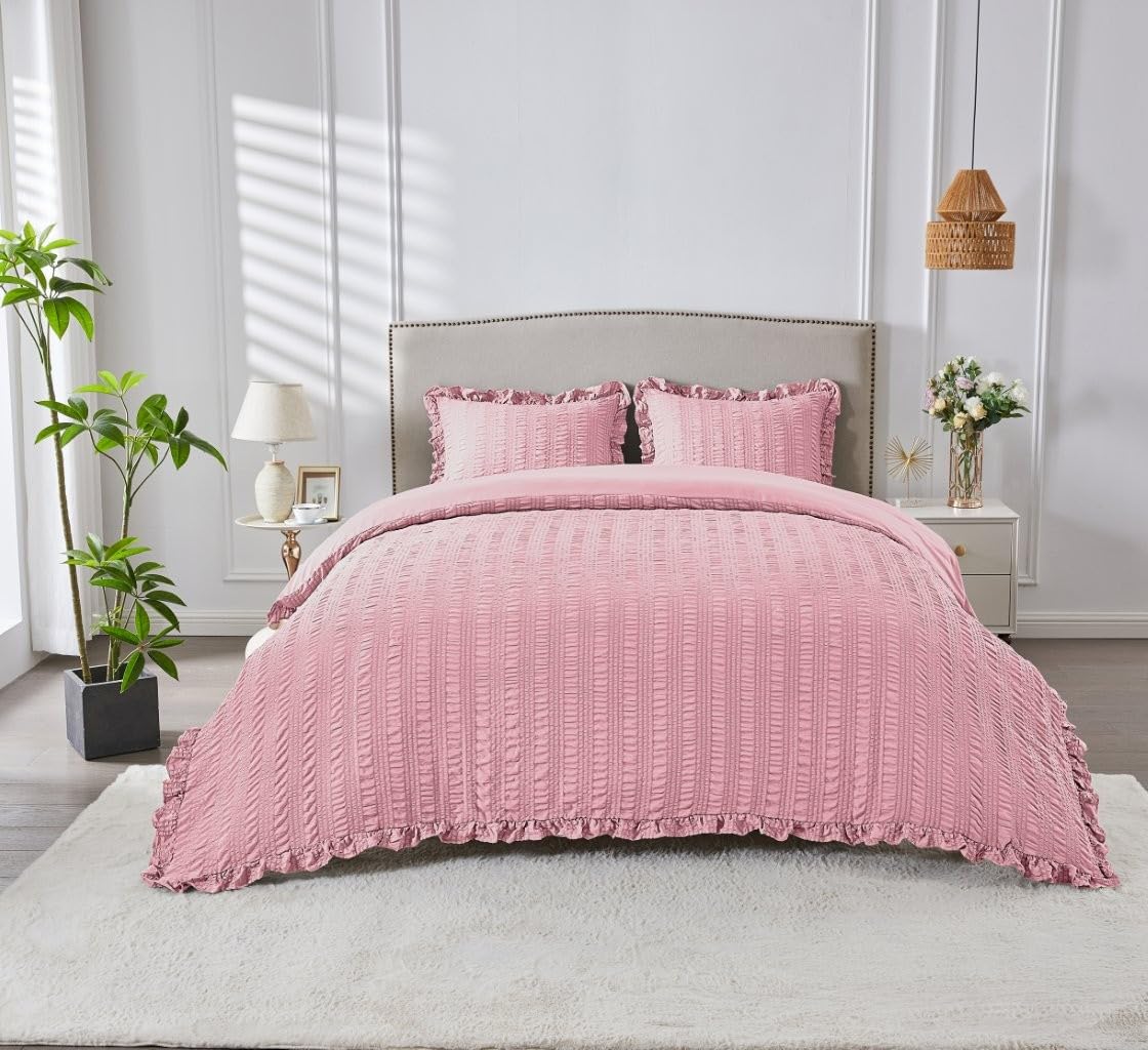 Lions Pink Seersucker Bedding Set - King Size Duvet Cover Set with Matching Pillowcase, 100% Polyester Soft Microfibre Frills Waffle Quilt Covers, 230x220cm