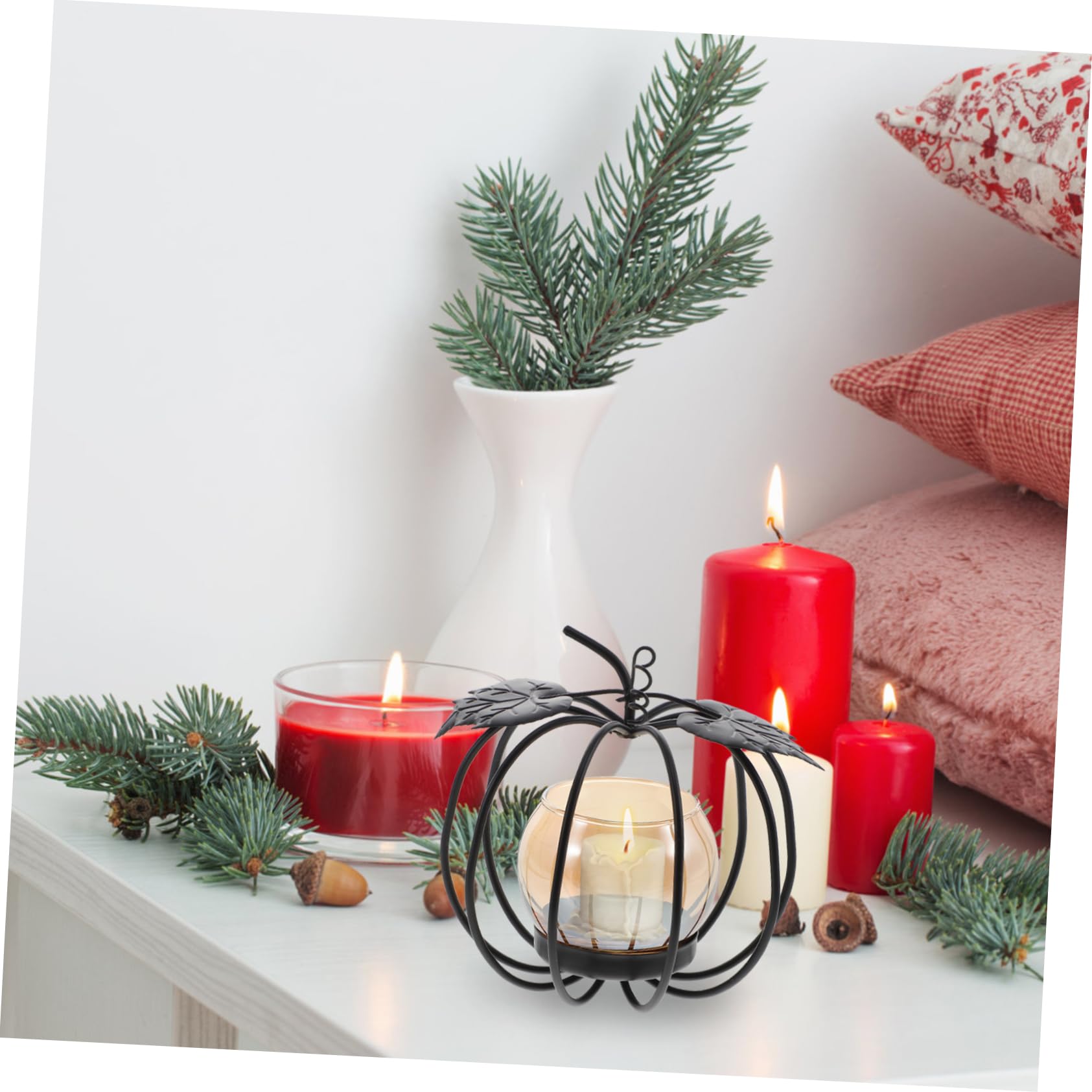 Decoración Otoñal, Composición Con Calabazas Y Flores De Temporada