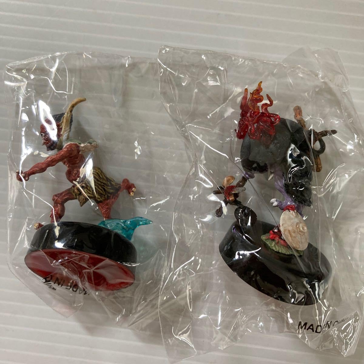 Amazon.co.jp: 海洋堂『陰陽妖怪絵札』陽の巻8種 : おもちゃ