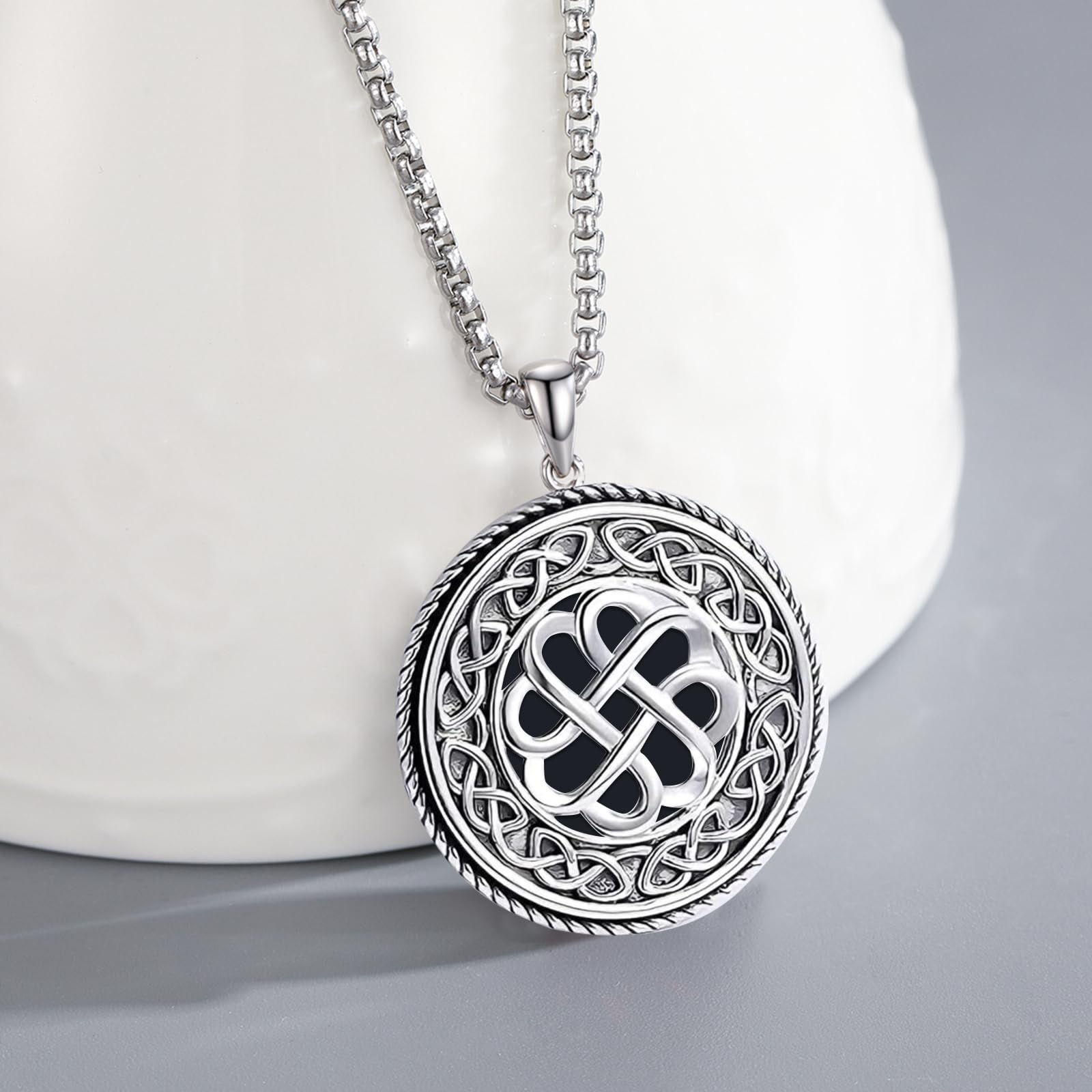 Keltische Damenkette, 925er Sterlingsilber, Irische Halskette, Keltische Knotenkette, Glücksknoten-Anhänger, Zeitloser Schmuck, Ein Geschenk für Damen und Herren
