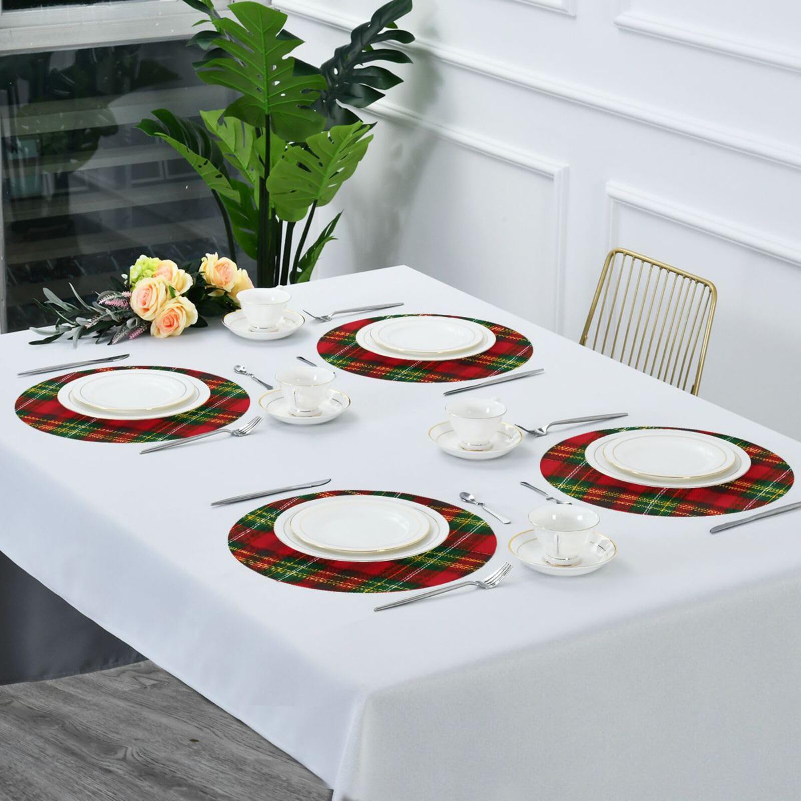 ALAZA Lot de 6 sets de table ronds pour table de salle à manger Motif tartan Rouge/vert/jaune