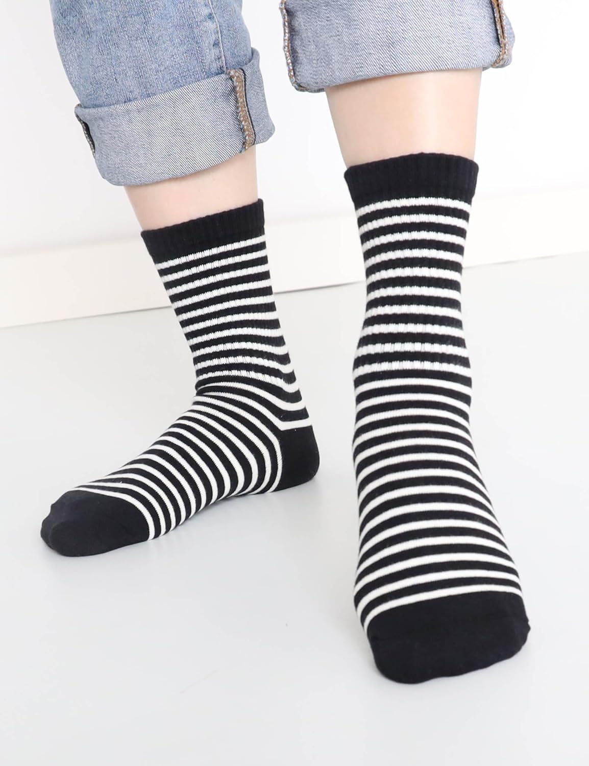 5 Pairs Retro Striped Crew Socks Cute Casual Quarter Socks for Women Girls - Image 3