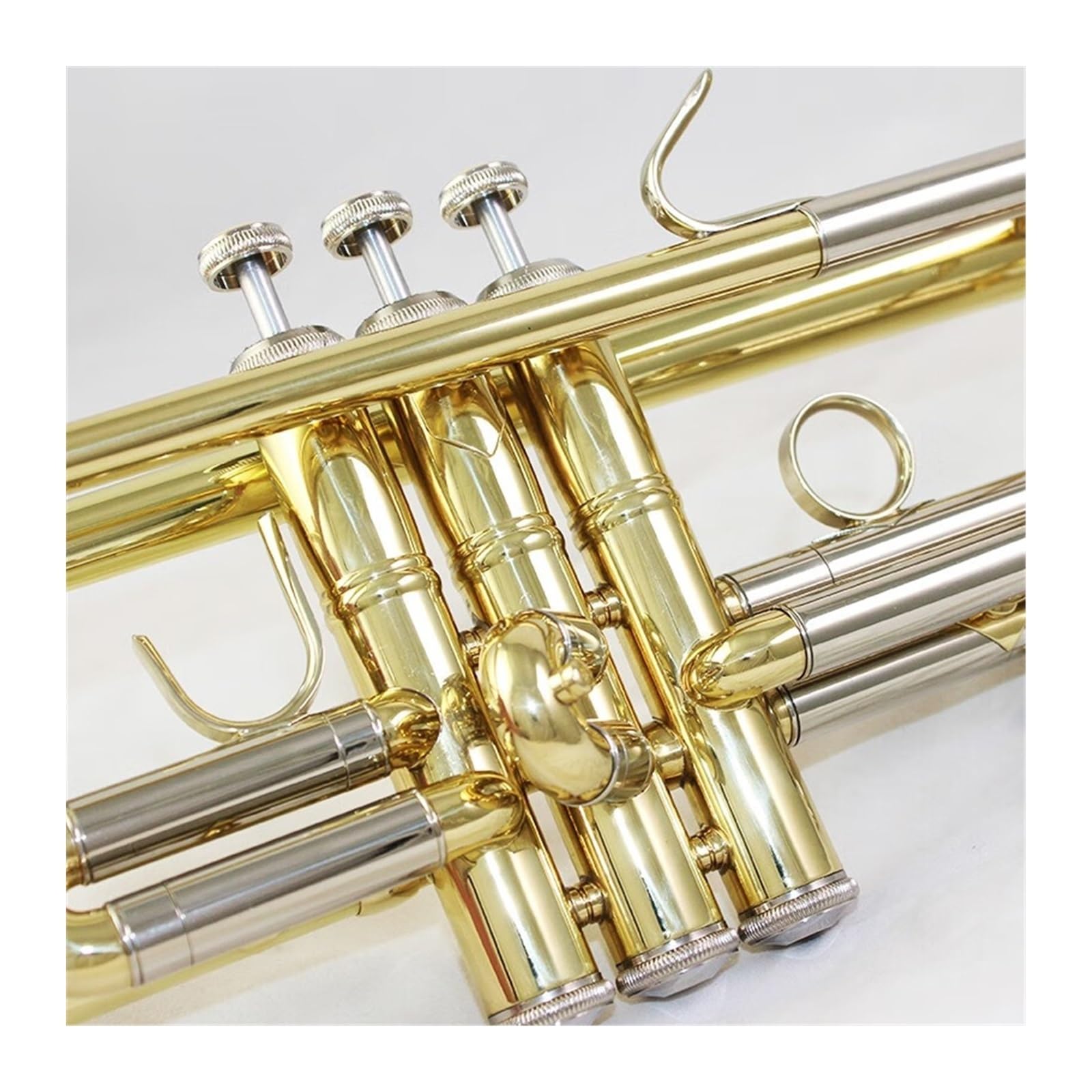 Trąbki Profesjonalny model trąbki B z mosiądzu zachodniego instrumentu muzycznego
