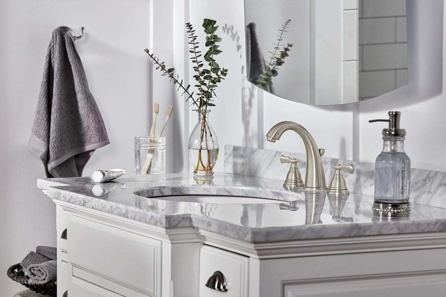Peerless P3565LF-BN Elmhurst Two-Handle Bath Faucet Widespread, Brushed Nickel