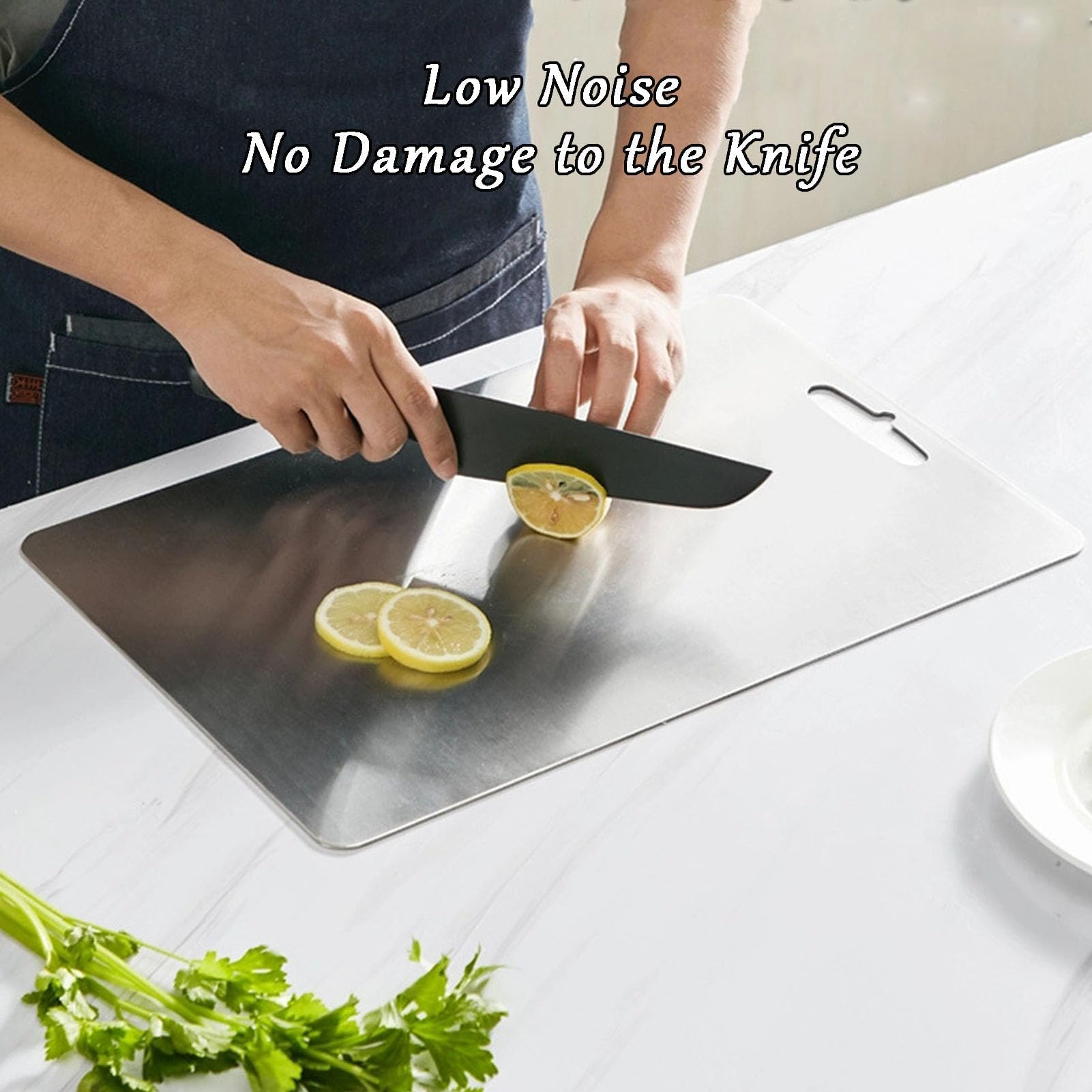 Serenosole SafeCut - Tagliere in titanio al 100% titanio, tagliere in titanio, non slip con manico (60 x 40 cm)
