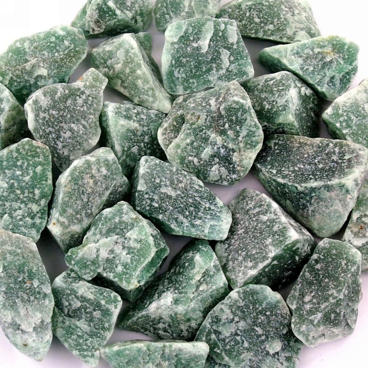 Aventurin Rohsteine grün Ø ca. 30 – 50 mm Edelsteine Heilsteine Wassersteine Glückssteine (Packung Nr. 4 mit 5 Kg)