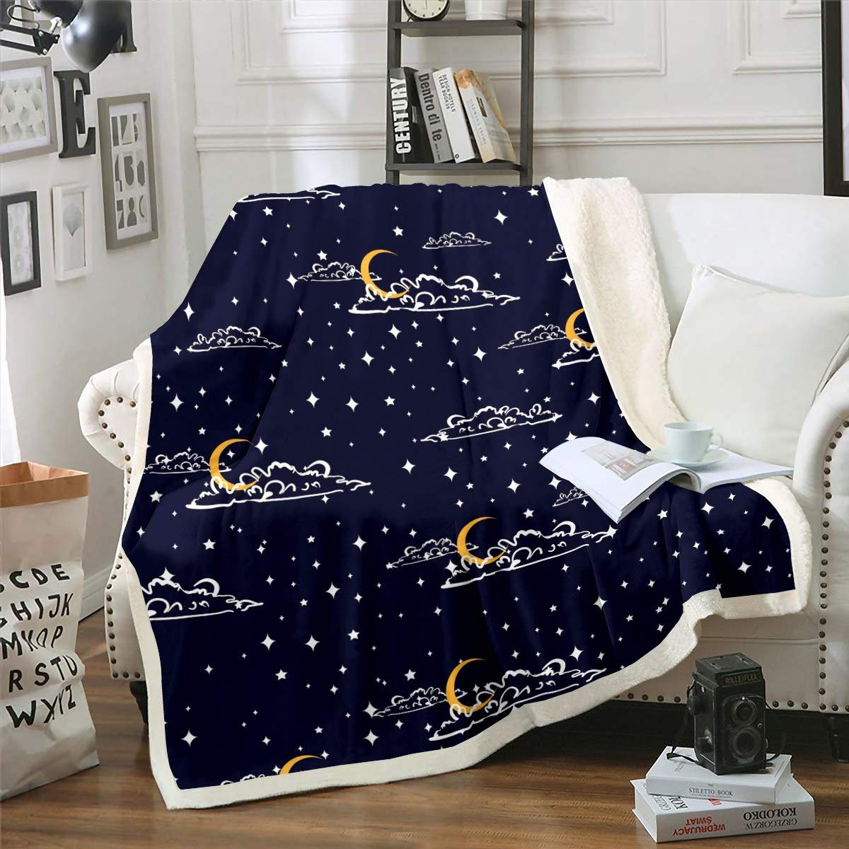 Couverture ciel étoilé douce pour vos nuits de rêve sur la chaise