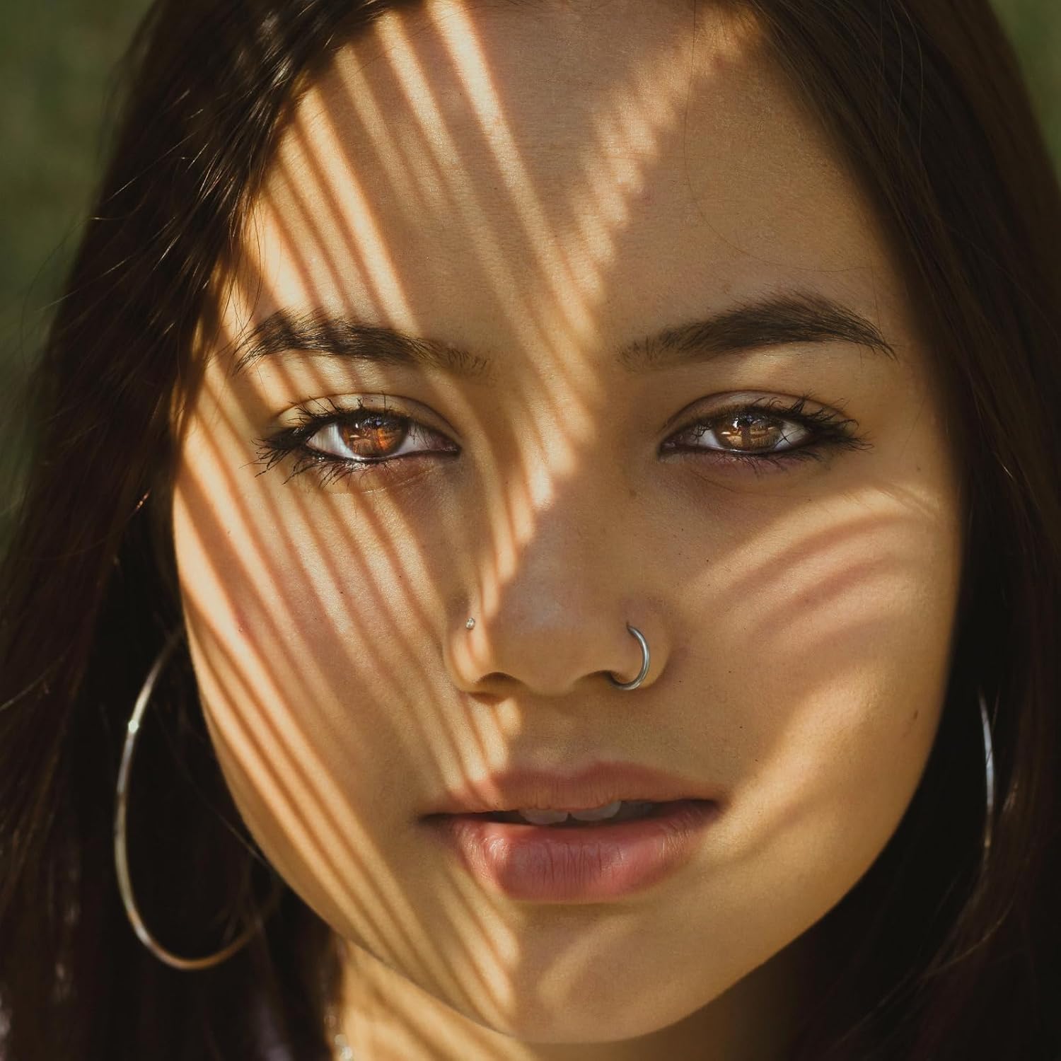 AVYRING 20G Nose Ring Hoop Surgical Steel Nose Studs Screw L-Shaped Nostril Hoops Piercing Jewelry Set for Women Men Nose Rings