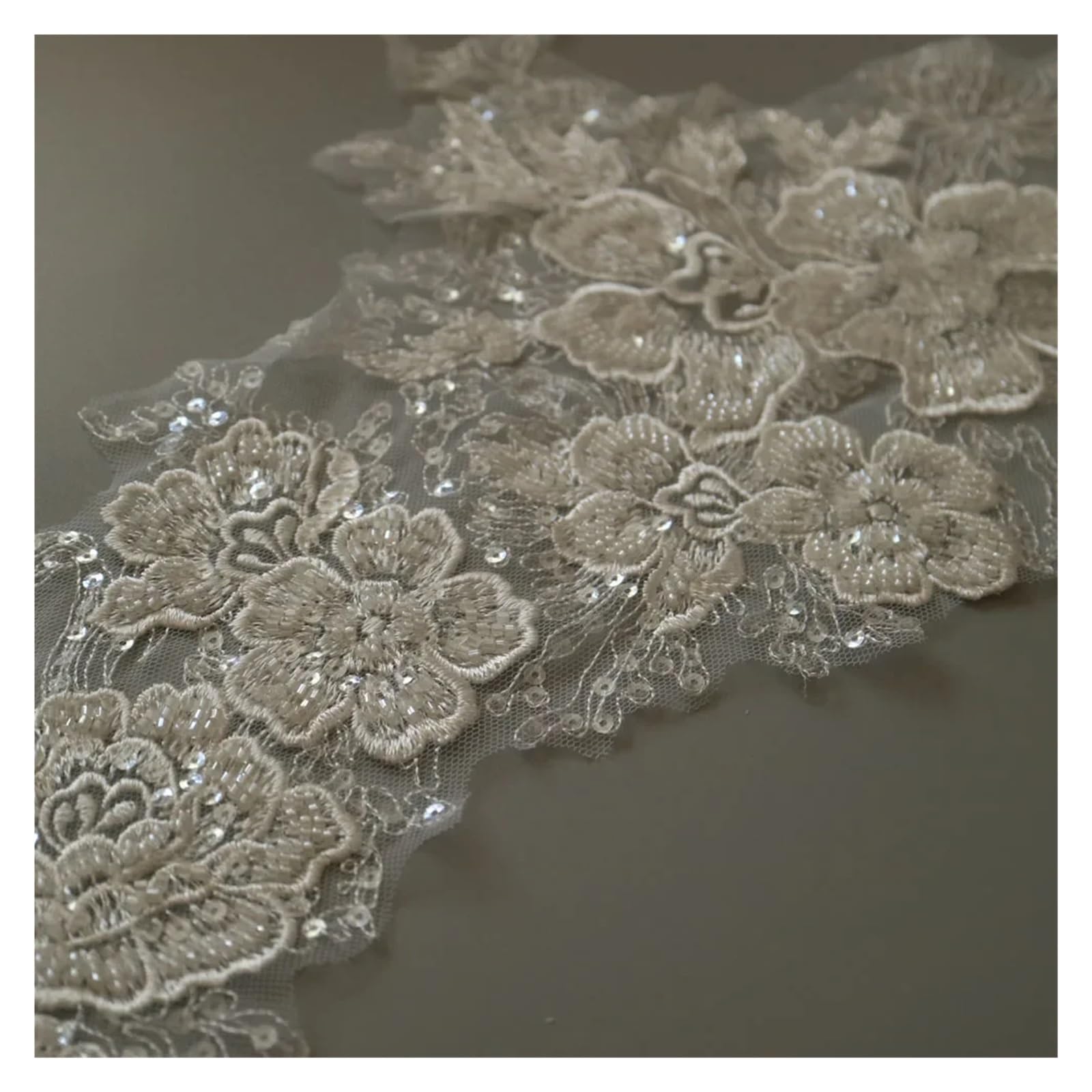 Écussons en dentelle brodée, Appliques de dentelle broderie perlée, multicolore, 1 yard