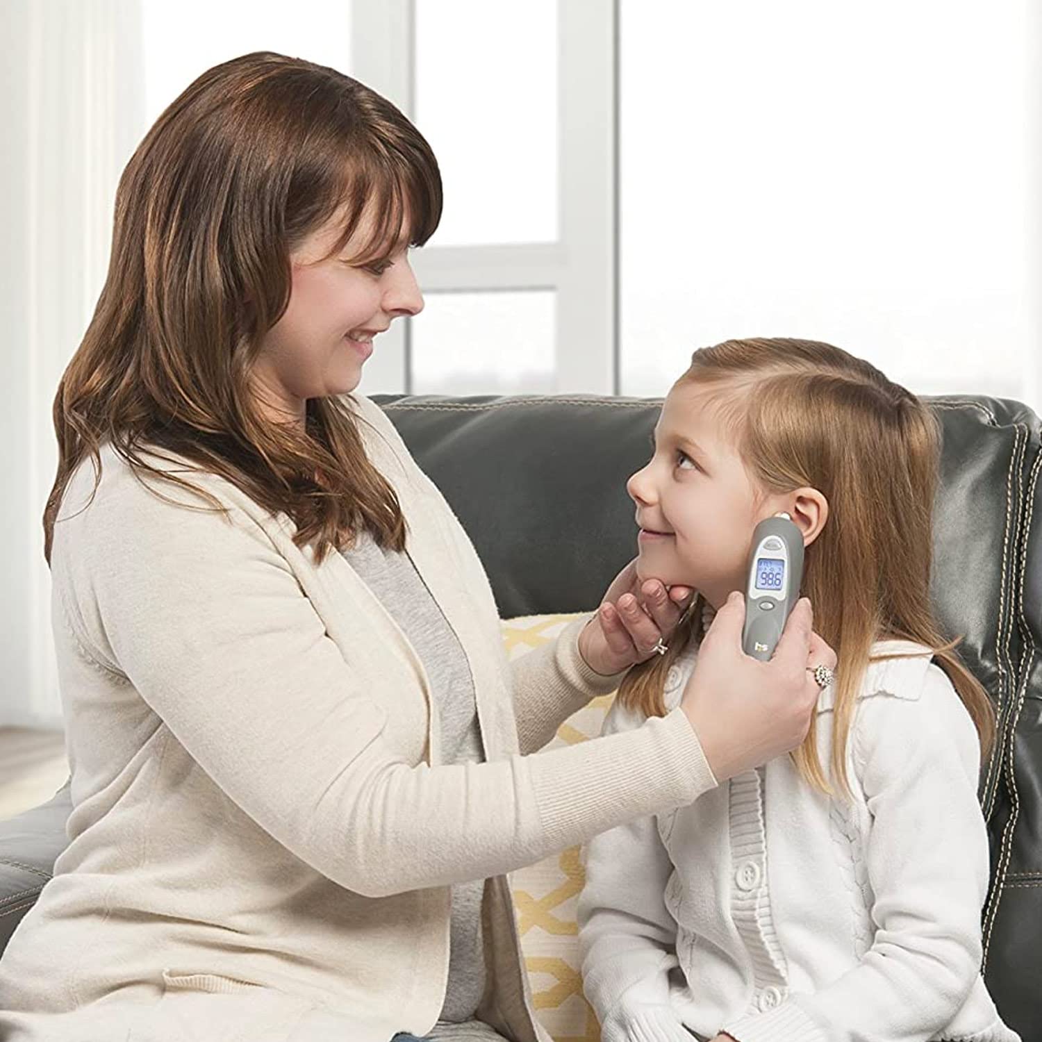 HealthSmart Termómetro de oído digital infrarrojo estándar con 30 cubiertas de lentes desechables para bebés, niños y adultos