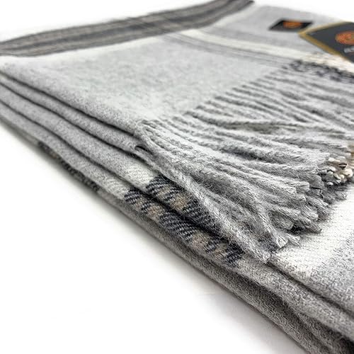 Miniatura 9 de Manta de alpaca a cuadros escoceses  100% lana de alpaca bebé en tonos naturales  6.6 pies de largo x 4.25 pies de ancho  hipoalergénica, suave y