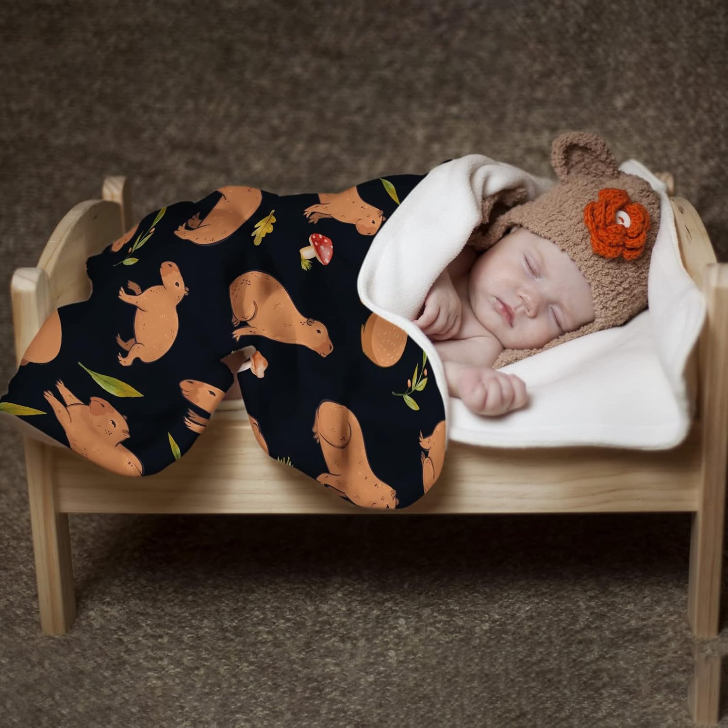 Capybara Blanket, Cute Blanket with Cartoon Orange Capybara Mushroom Pattern, Animal Print Throws Gifts Presents for Baby Girls Kids Animal Lovers, Fleece Throw Blanktet for Pets Baby - 40 × 30 inches