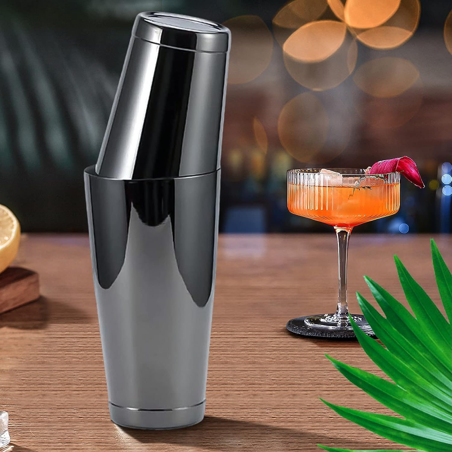 Set shaker da cocktail Boston color nero metallizzato, doppio bicchiere 850ml + 530ml con base stabile, in acciaio inox