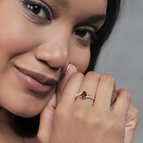 Miniatura 4 de Keren Hanan - Anillo de plata de ley 925 y oro amarillo de 10 quilates, granate rojo y diamantes blancos cultivados en laboratorio para mujer (1.42