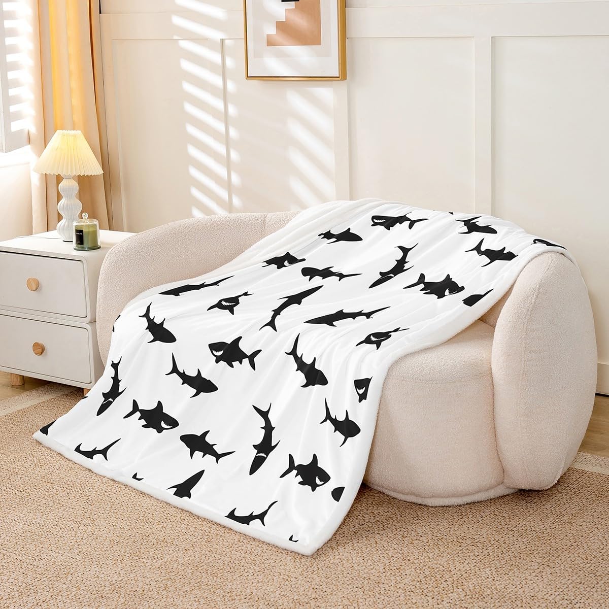Shark Sherpa Blanket Throw 50"x60" Ocean Marine Life Theme Fleece Throw Blanket for Bed Sofa Couch Kids Decor White Print Plush Blanket Utra Soft Sea AnimalBedroom Black