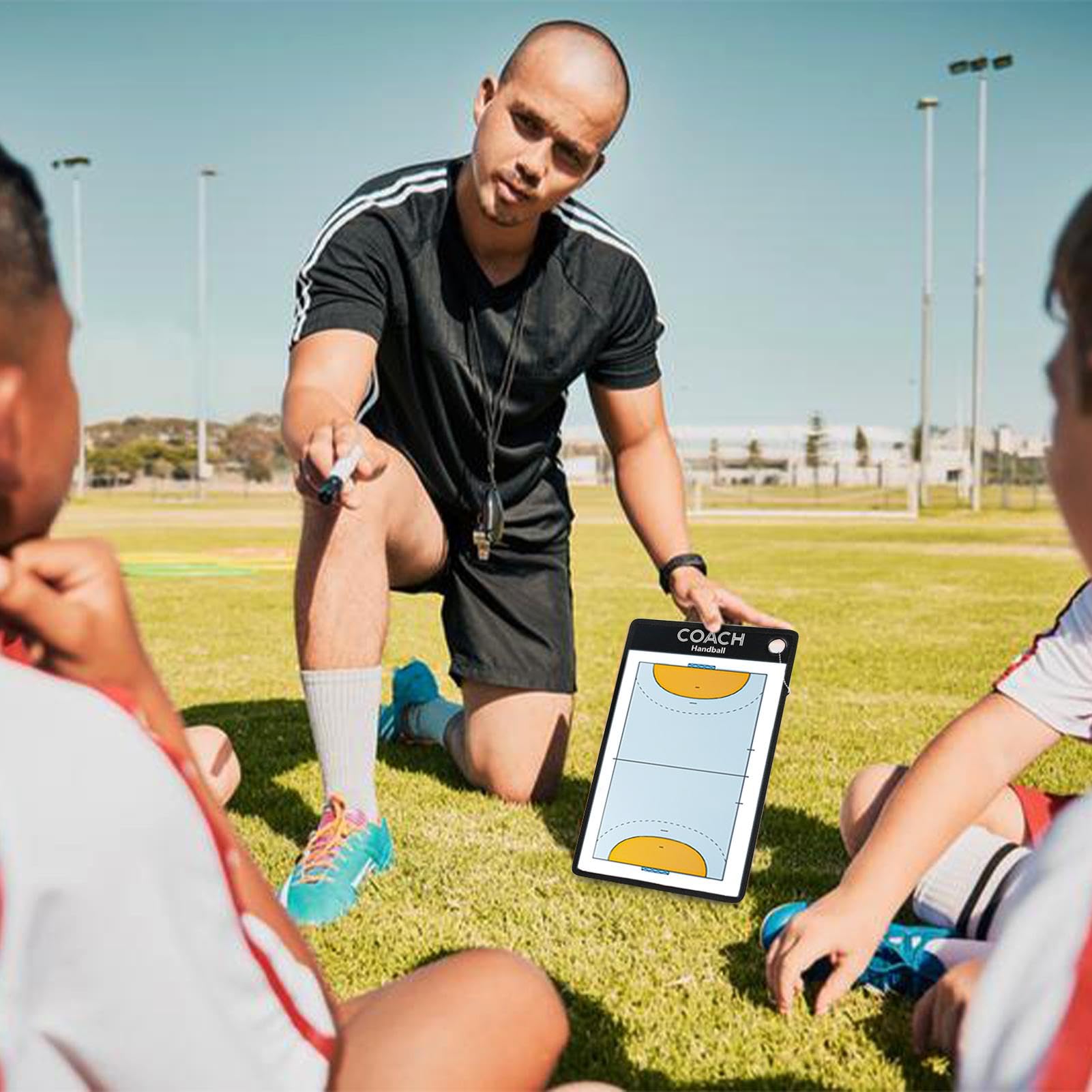 Tableau d'affichage | Tableau d'affichage | Tableau de coaching magnétique | Tactiques de handball portables, outil de stratégie de handball, outil de visualisation du terrain, tableau tactique avec t