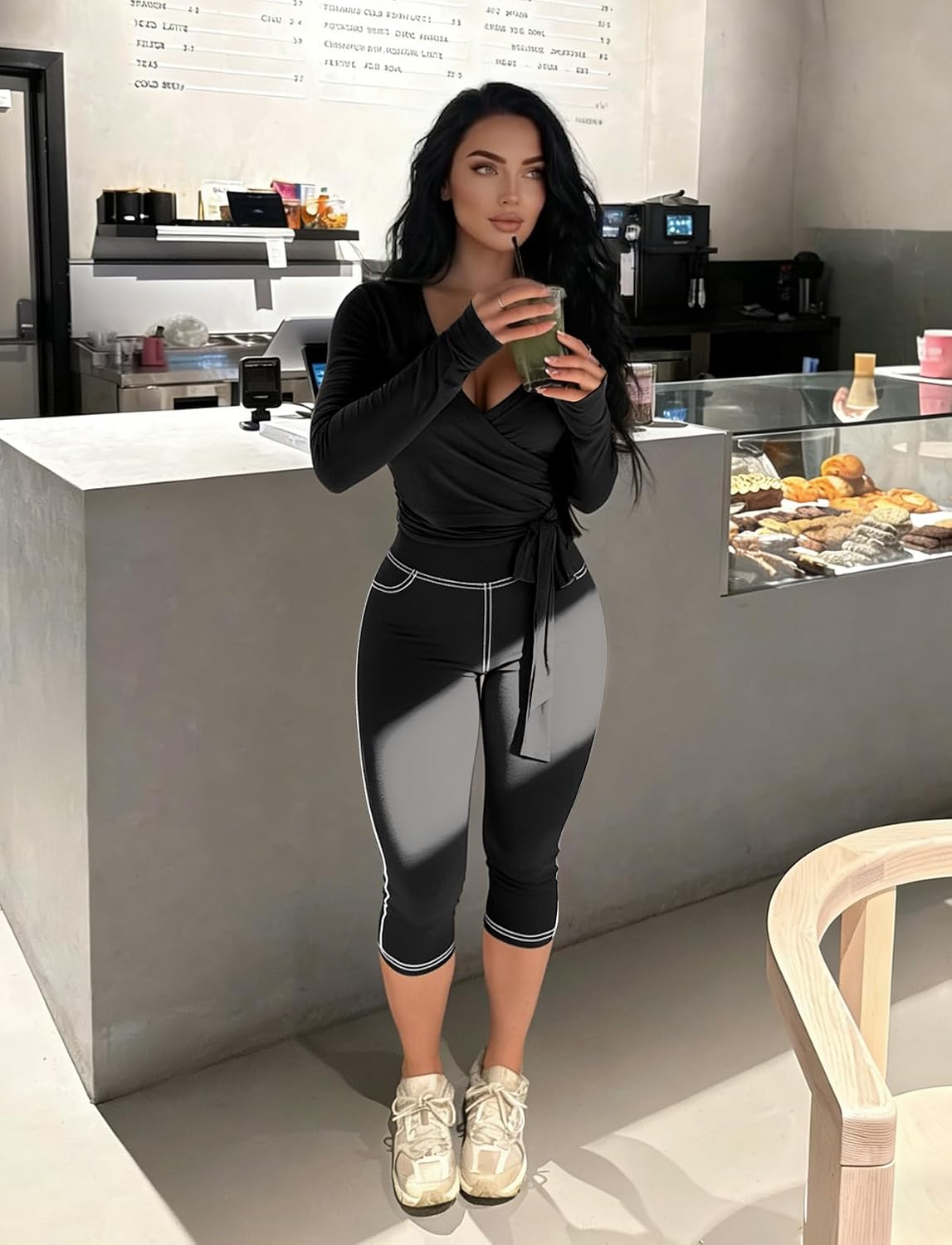 High Waisted Capri Leggings for Women-Denim-Like Stitching,Workout Pockets,Butt Lifting Ideal for Gym,Yoga Tummy Control