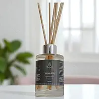 Aromatizador de Ambiente com Óleos de Capim Limão e Erva Doce - Verbena e Bergamota, Difusor com 6 varetas I Suavidade e Frescor I Equilíbrio e Bem-estar.
