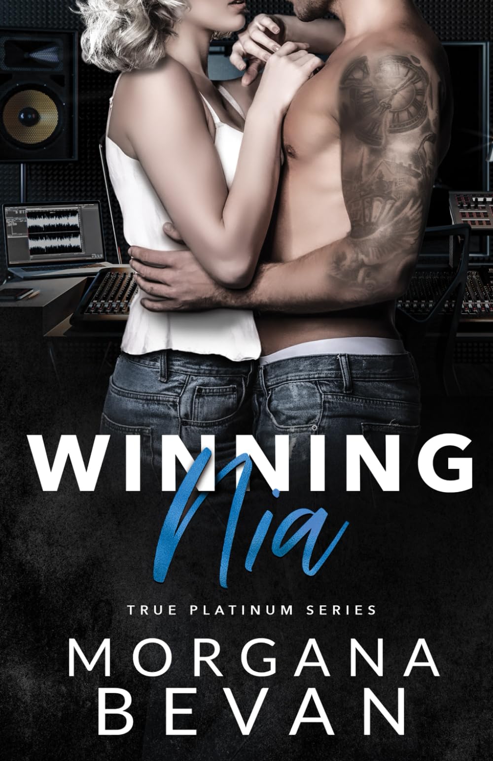 Winning Nia: A Rockstar Romance: 2 (True Platinum Rock Star Romance Series)