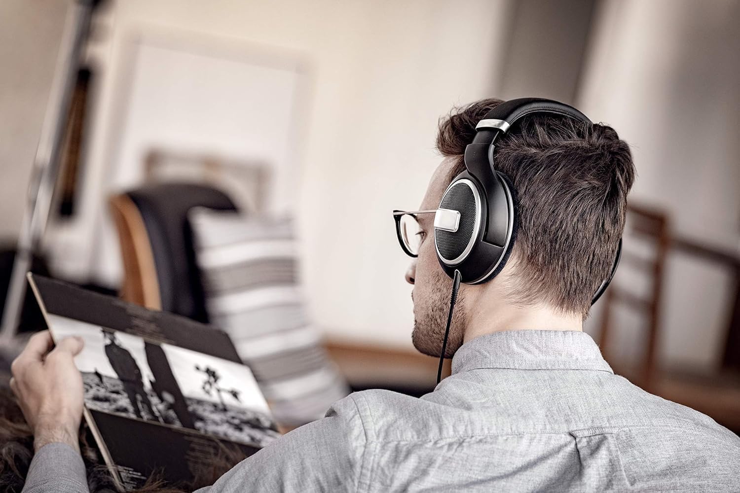 Amazon.co.jp: ヘッドホン 有線 HD 599 SE オープン型 開放型 ブラック