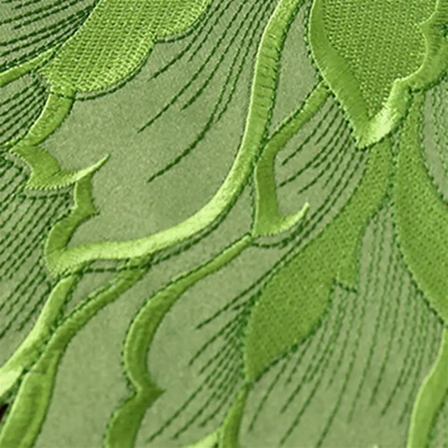 Beautiful Flower Shape Placemat Exquisite Fine Texture Polyester Dinner Mat Heat- Tableware Mat for Home(Green)