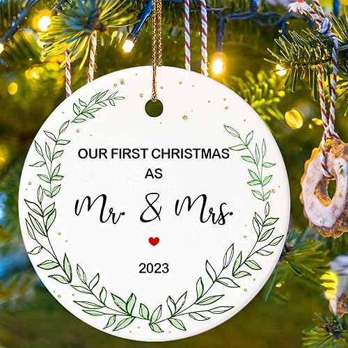 Miniatura 3 de WHIDOBE Regalos de boda para parejas, adorno de nuestra primera Navidad como señor y señora 2023, adornos de primera Navidad, regalo de despedida de