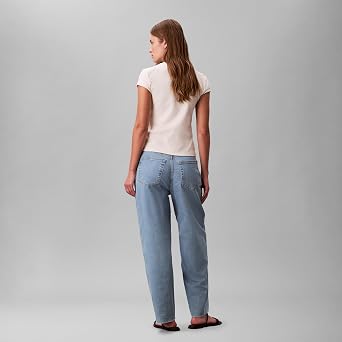 Calvin Klein Women's Barrel Fit Jeans