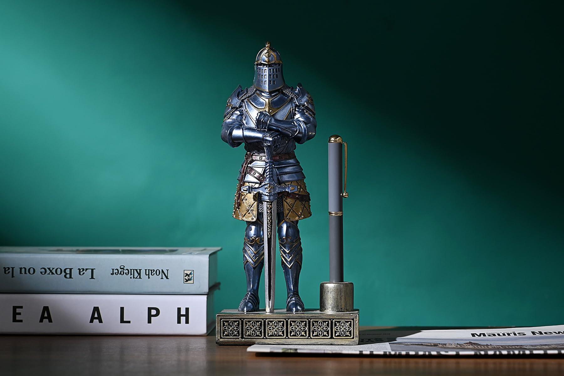 HDMbigmi Knight Pen Stand (Blue, 9.45 Inches) - Exquisite Medieval Knight Desk Organizer and Top Collectible for Men - Image 4