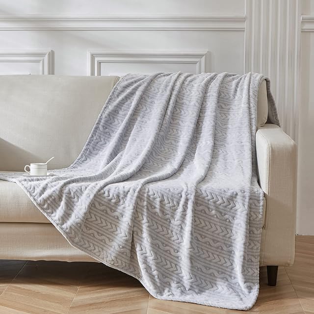 WONGS BEDDING Gray Fleece Throw Blanket Large Flannel Fleece Throw Blanket Vintage Striped Throw Soft Fluffy Throw for Sofa Couch (150X200cm)
