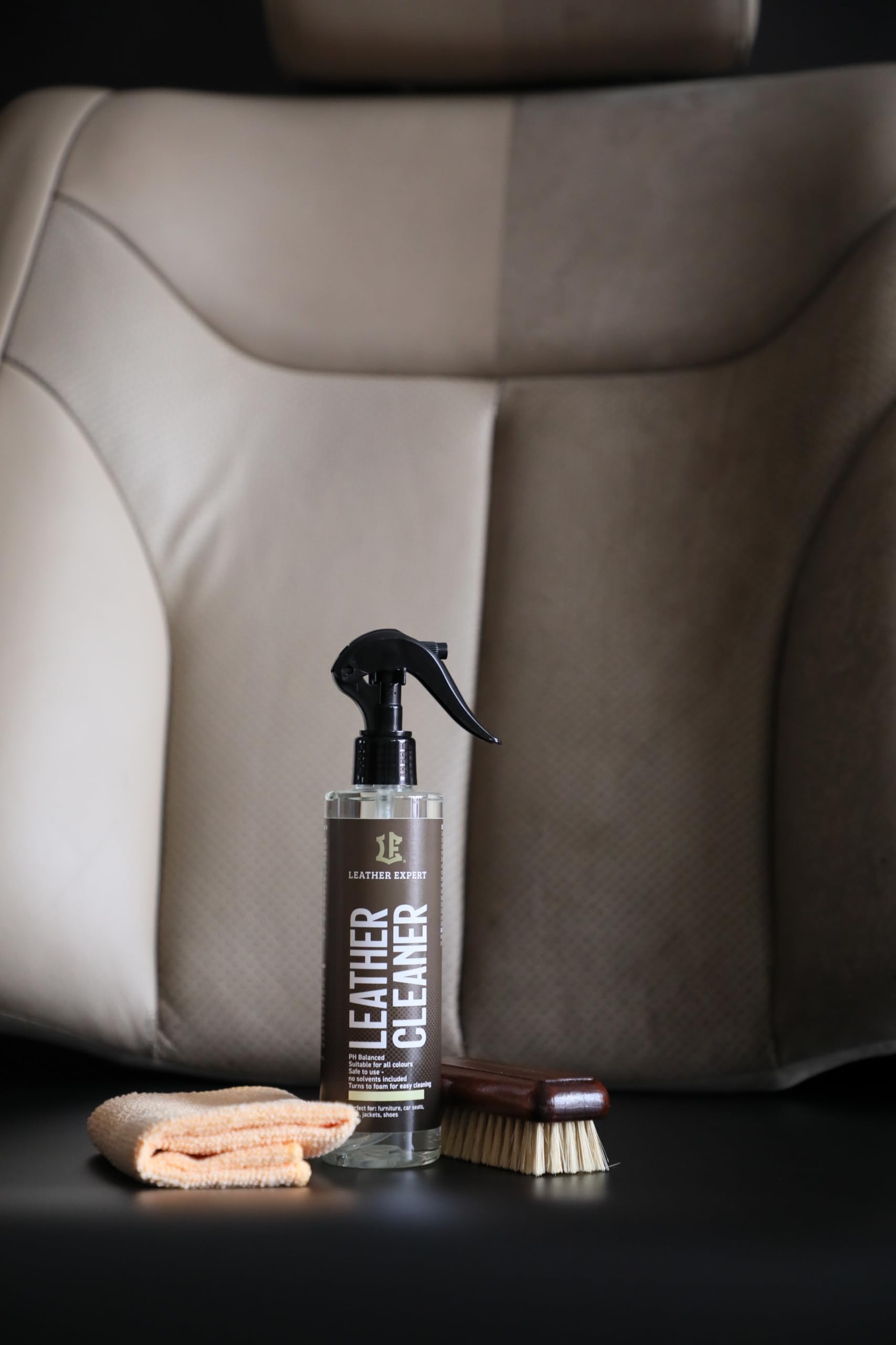 Leather Expert Lederpflege Set Kit per la Cura della Pelle dell'auto - 250 ml + 250 ml - Set Lederreiniger Auto - Leder Reinigung Auto - Kun