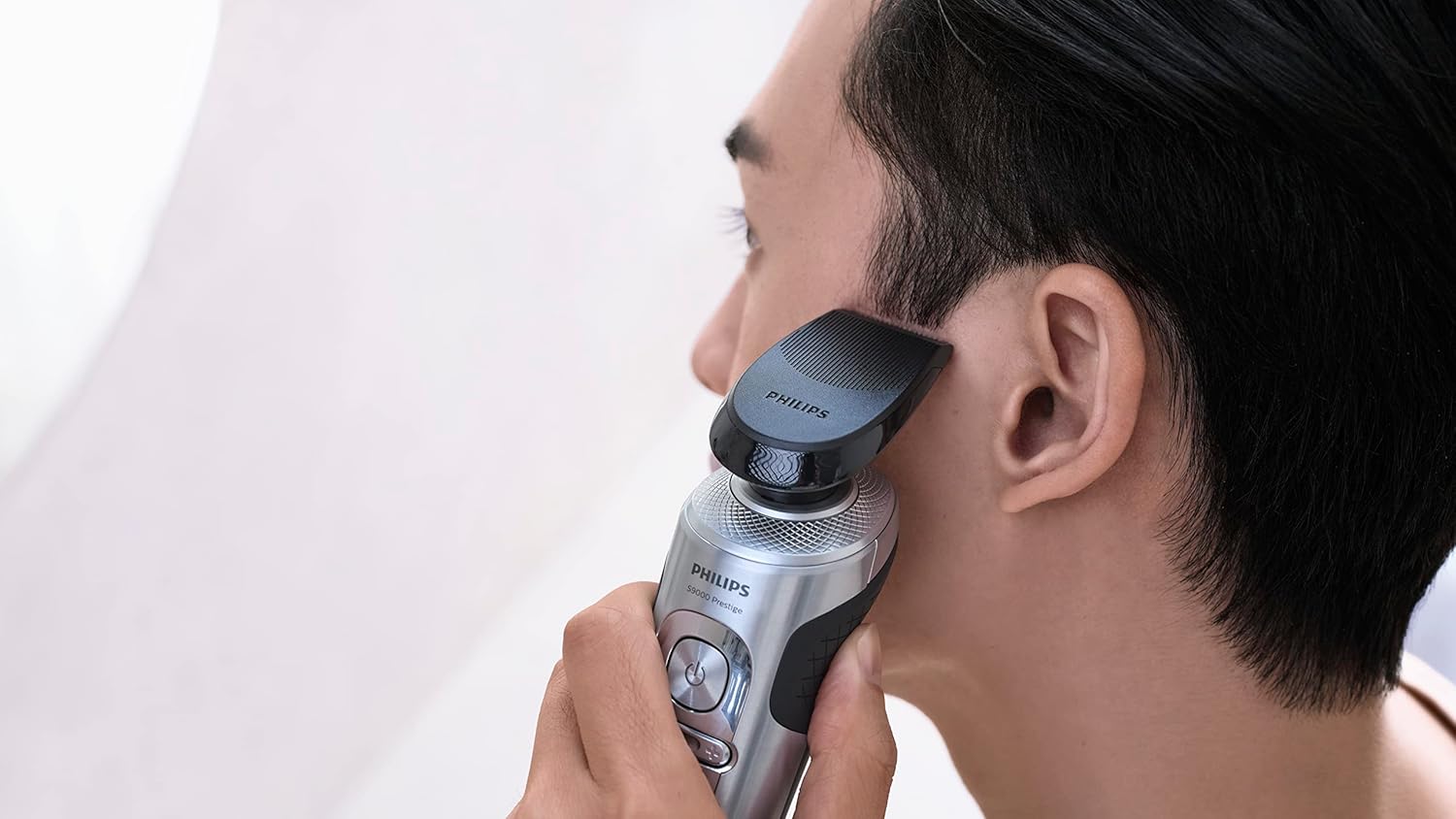 Philips Serie 9000 Prestige Afeitadora Elctrica Hombre, Mquina de Afeitar Barba con Barbero, 72 cuchillas, 60min de uso, En Seco y Hmedo, Recargable, Base Carga QI, Naricero, SP9871/22, Cromo