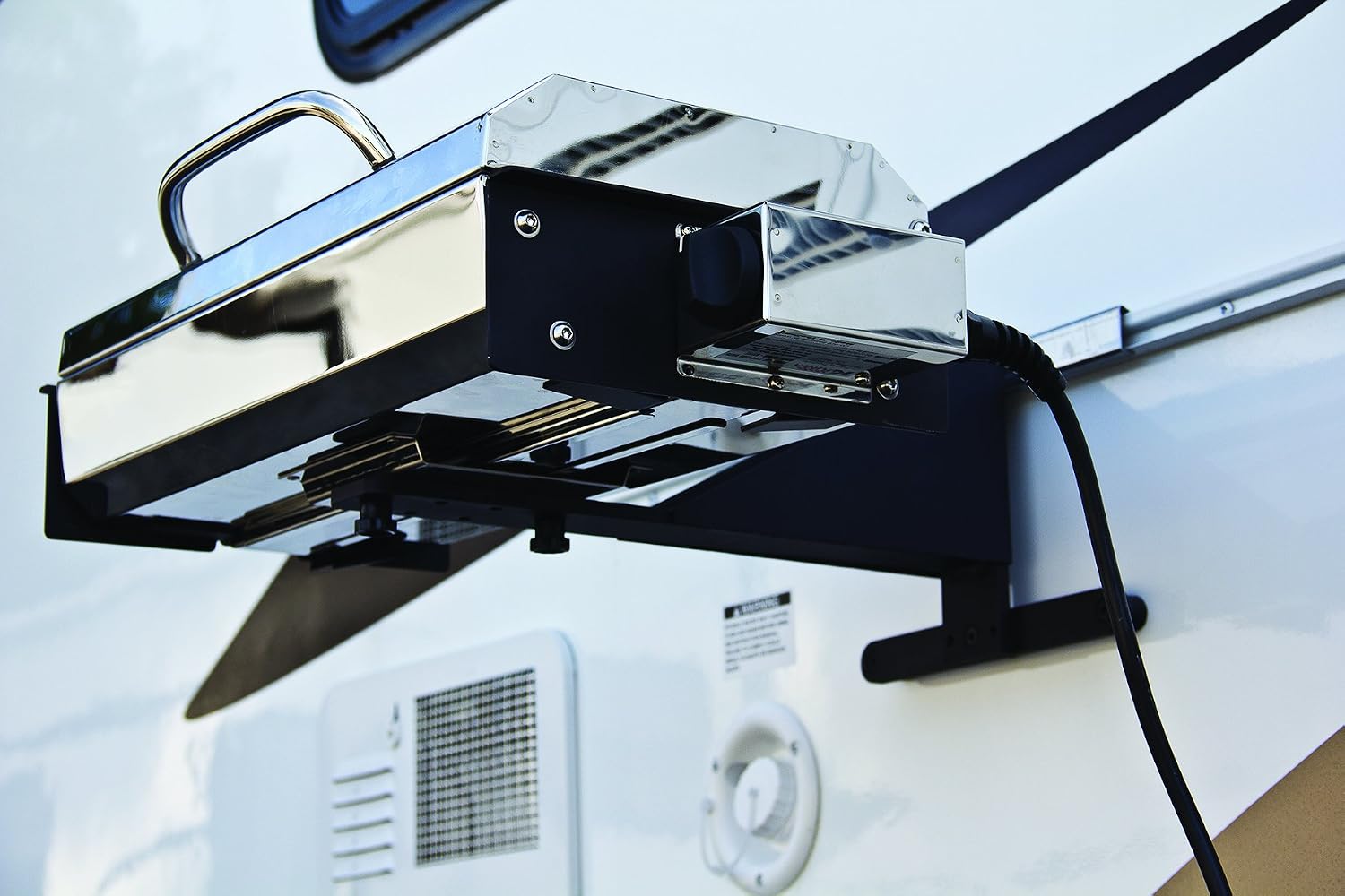 Camco 58090 Grill Mount