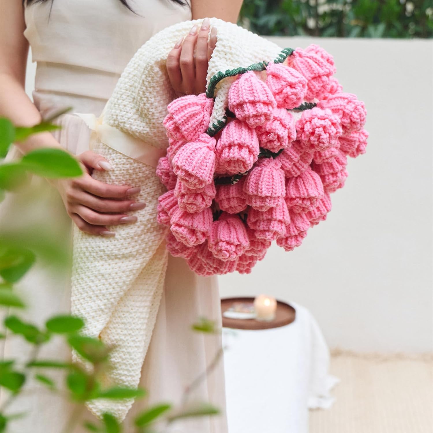 vctops Flower Bouquet Knitted Throw Blanket, Cute Roses Bouquets Handmade Crochet Round Blankets, Pink Roses Soft Throws Gifts for Girls, Women, Wife (Pink,Diameter 59") - Image 3