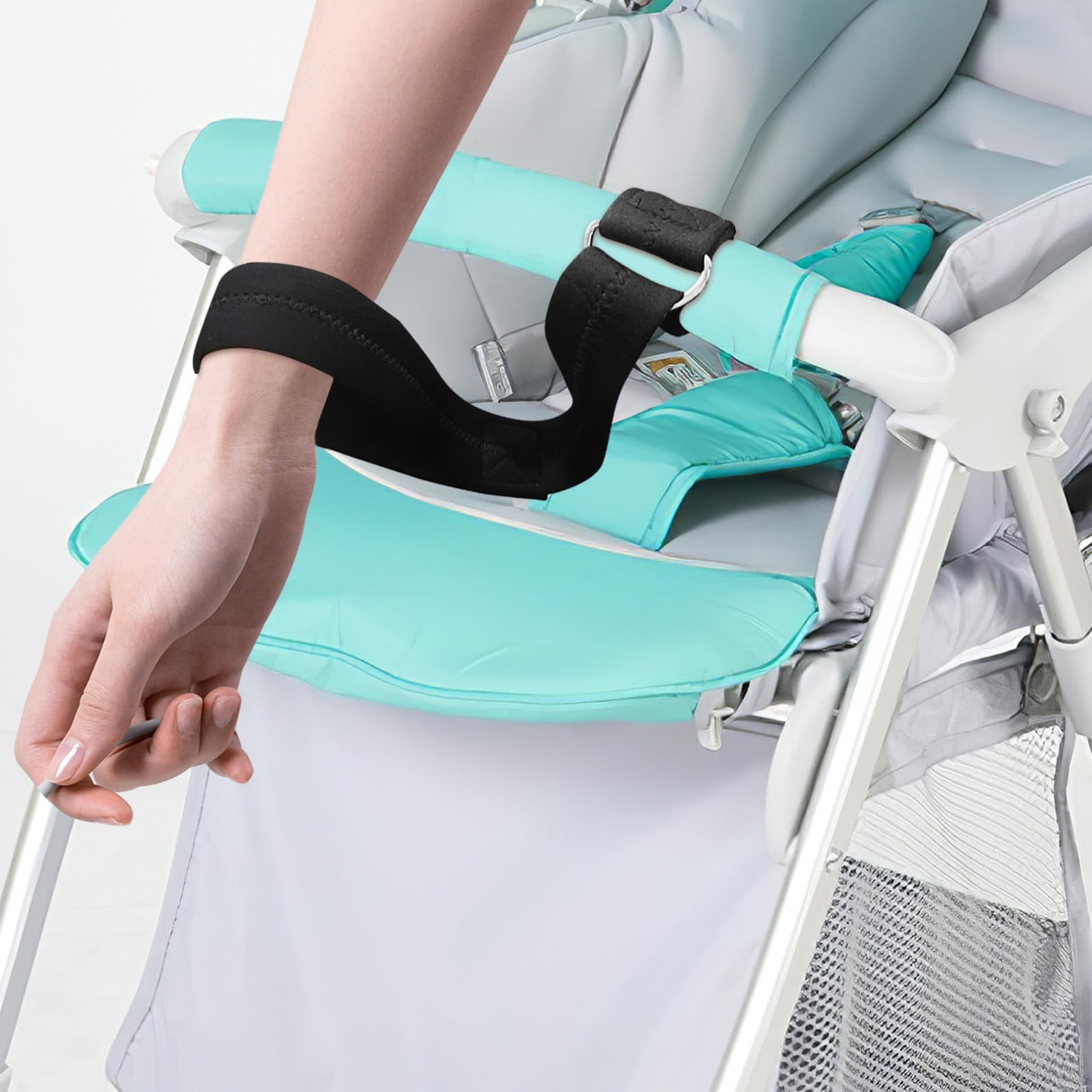 Cinturino Accessorio Pratico da Polso in Neoprene per Passeggino di Sicurezza Fascia Protettiva Nero Antiscivolo per Carrozzina e Carozzina Bimbi per Passeggiate Sicure